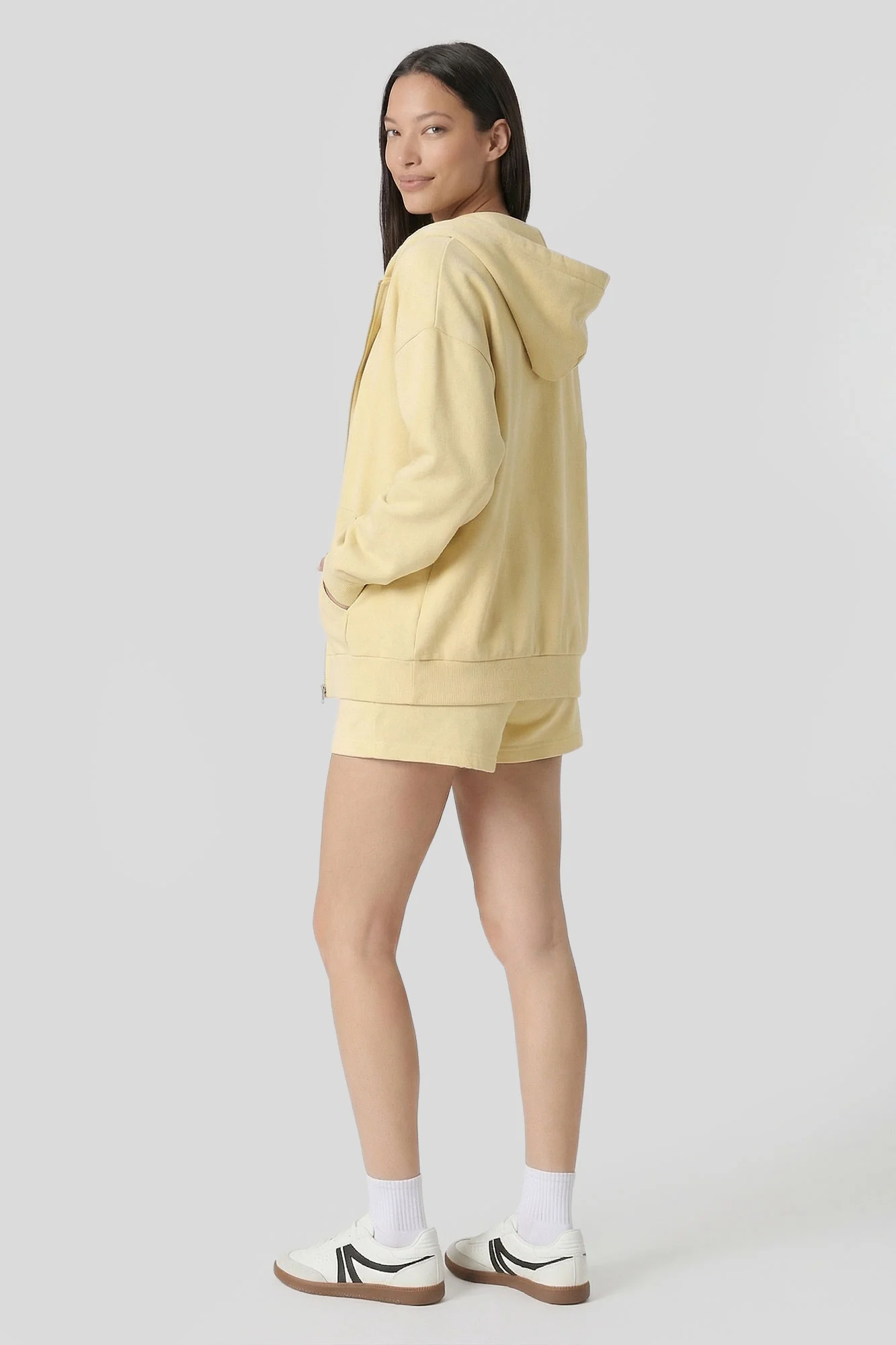 1641-fleece-zip-up-hoodie-14.webp Fleece Zip-Up Hoodie