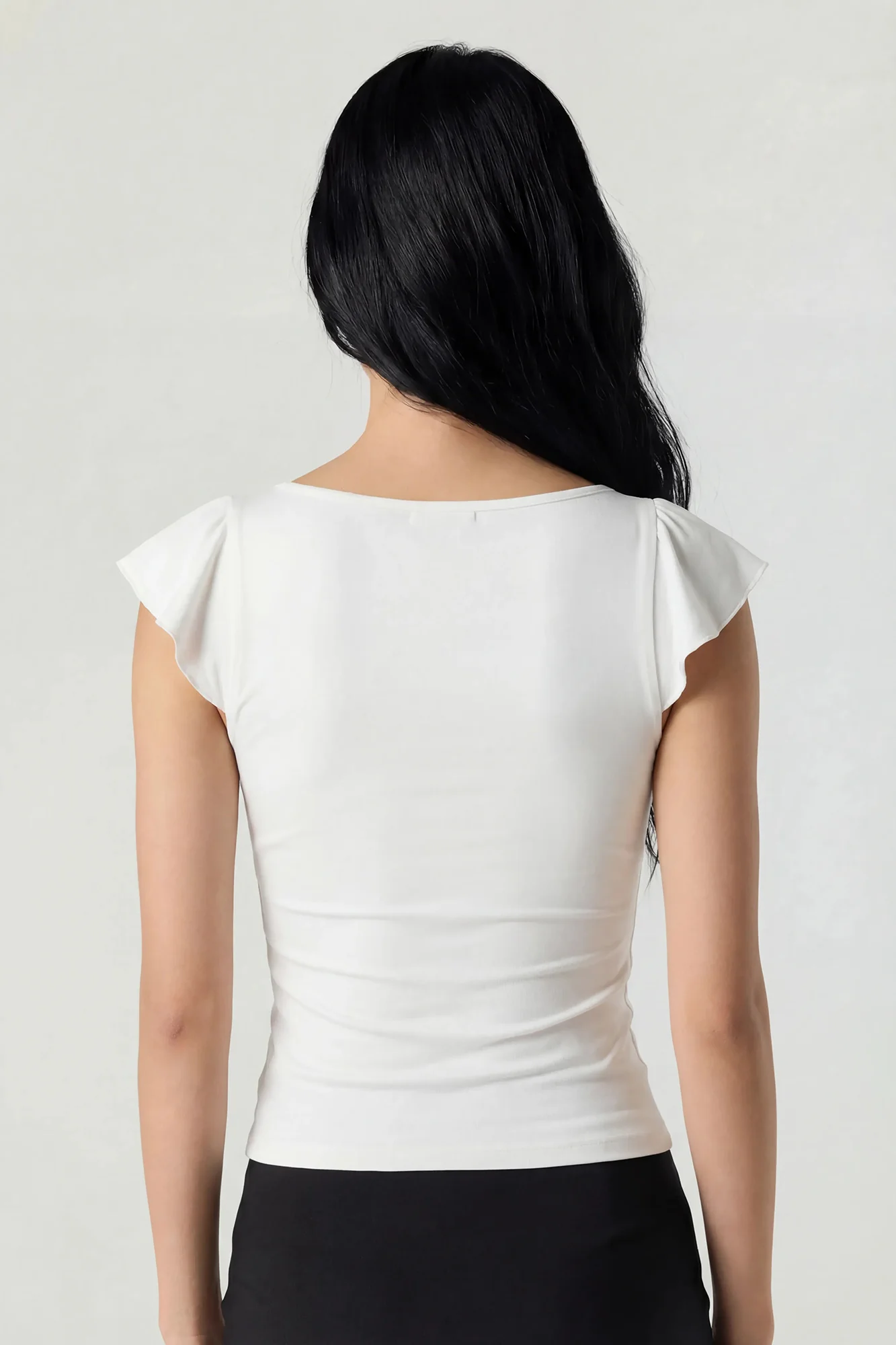 2260-v-neck-ruffle-tie-front-top-19.webp V-Neck Ruffle Tie Front Top