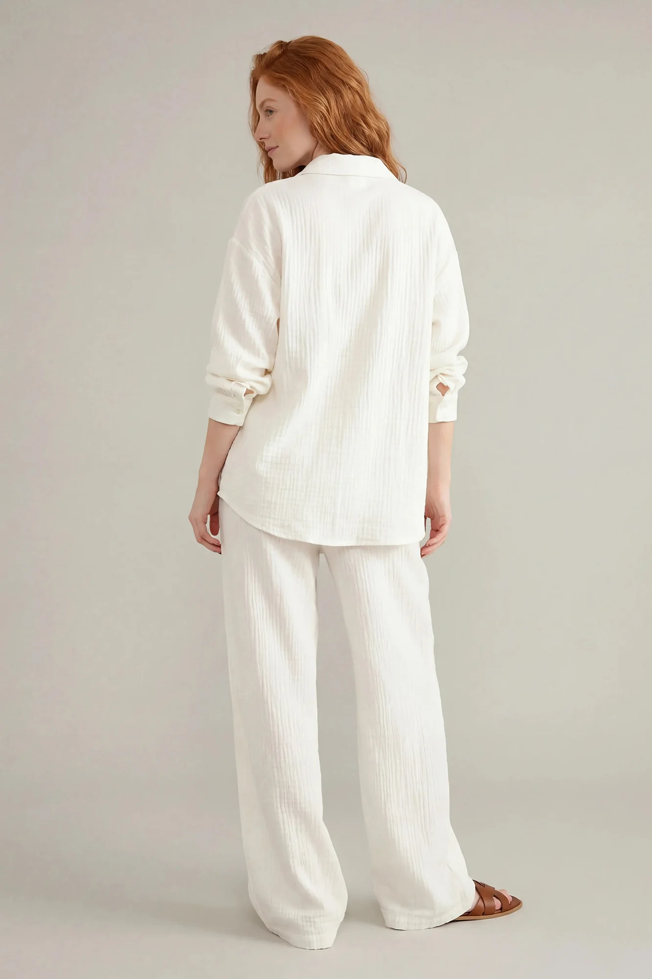 2314-textured-drawstring-pant-10.webp Textured Drawstring Pant