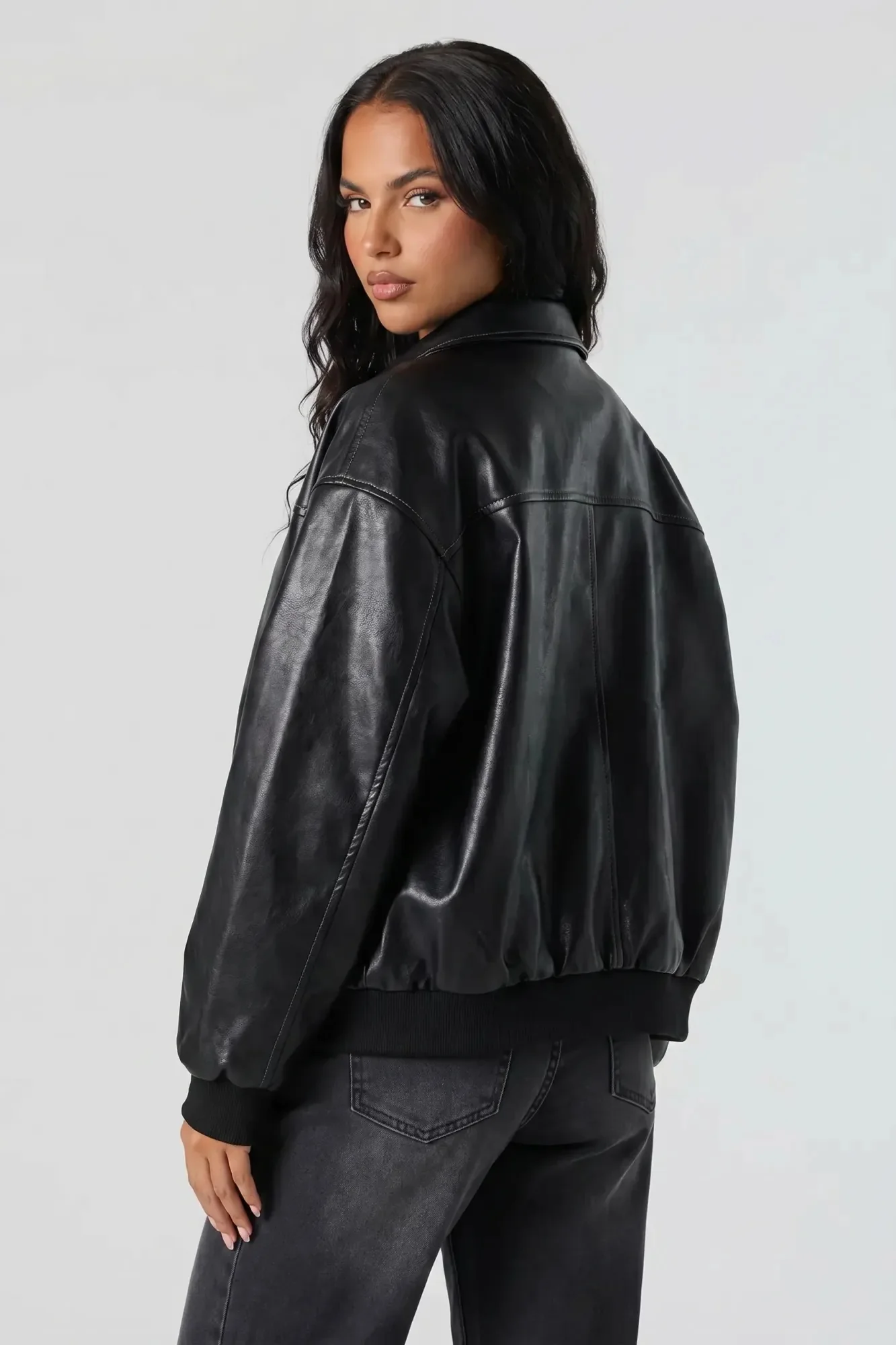 2522-oversized-faux-leather-jacket-2.webp Oversized Faux Leather Jacket