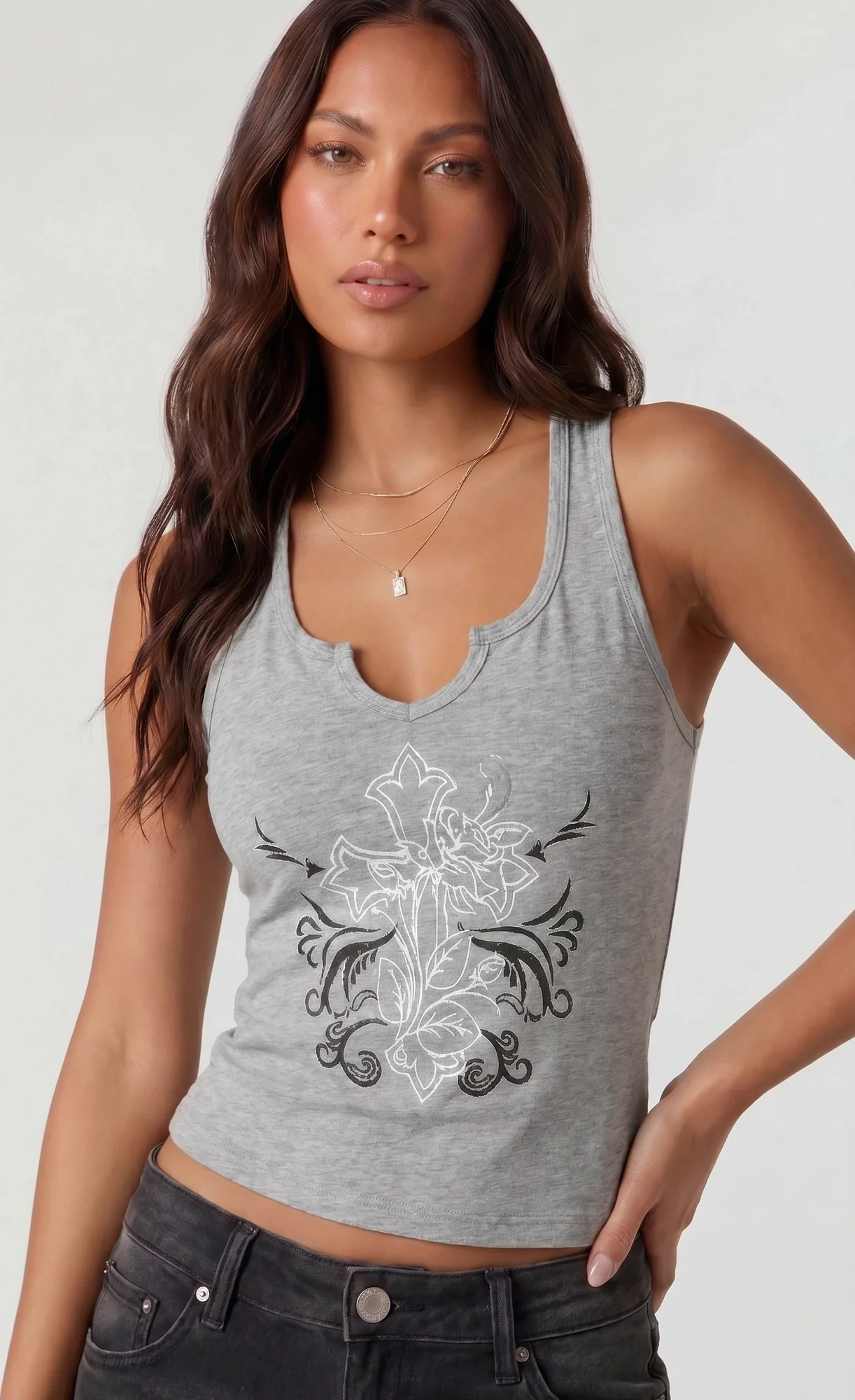 2682-notch-neckline-tank-1.webp Notch Neckline Tank