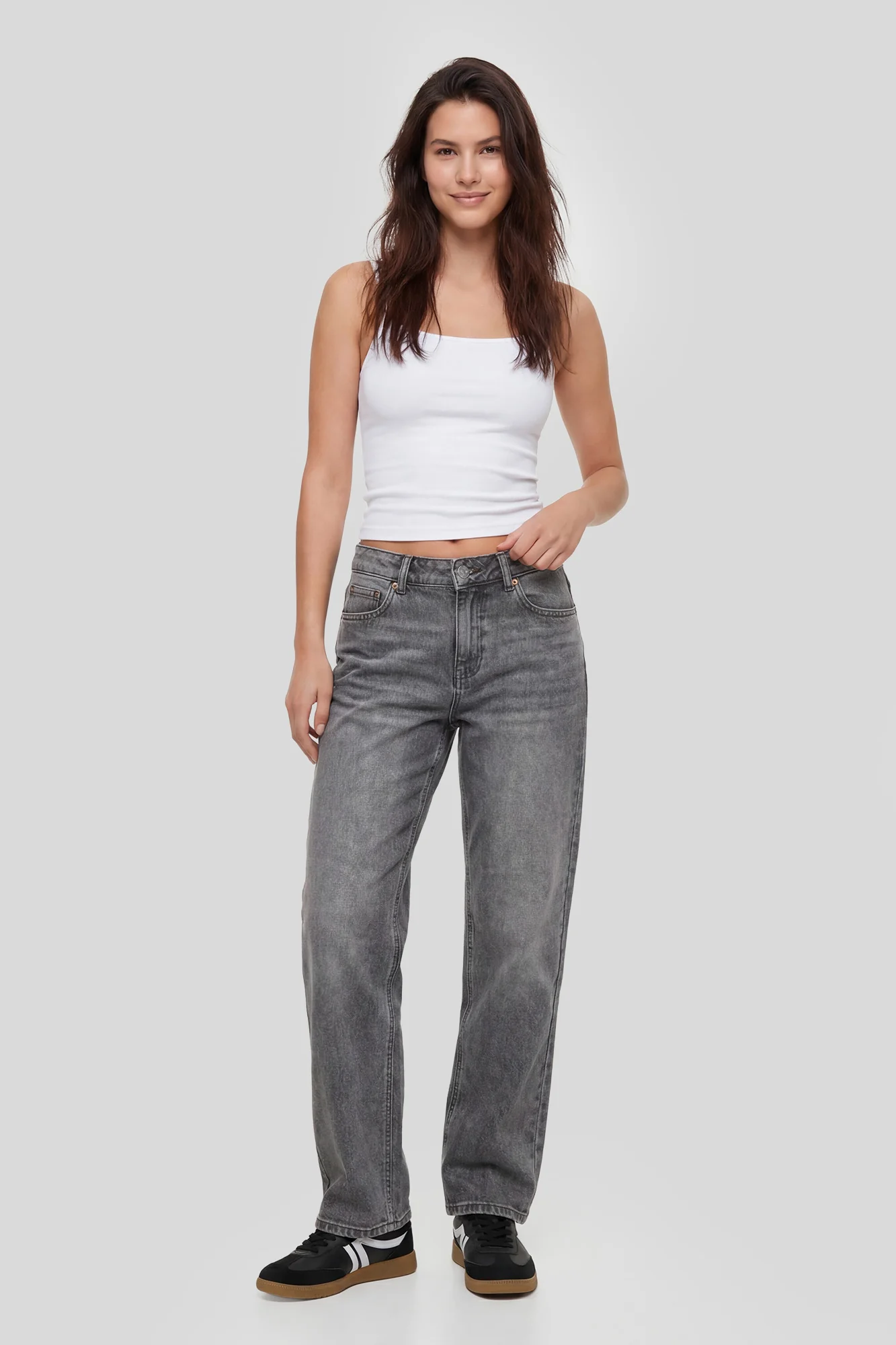 3157-low-rise-baggy-grey-jean-1.webp Low Rise Baggy Grey Jean