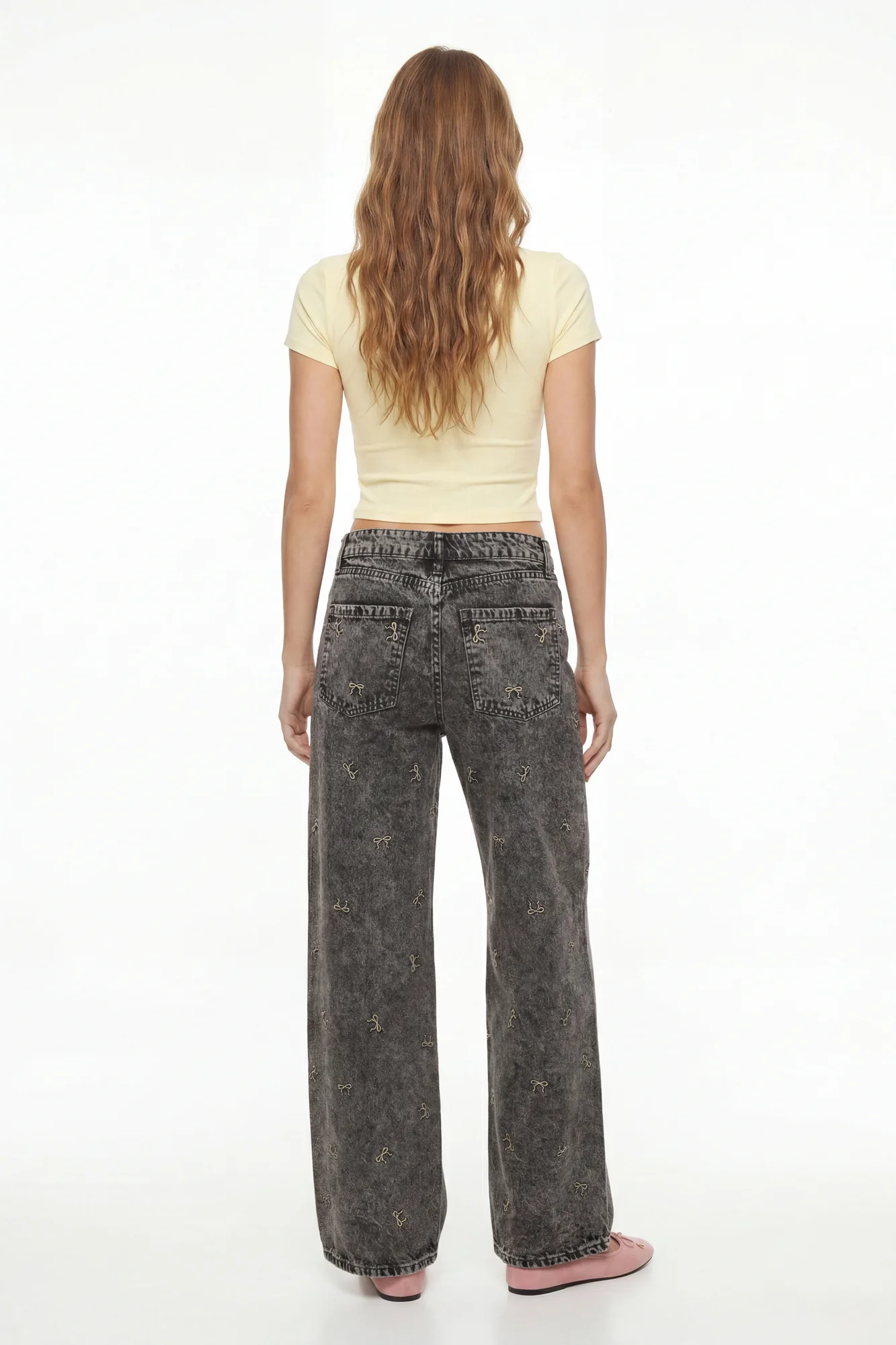 Low Rise Bow Embroidered Baggy Denim Jean