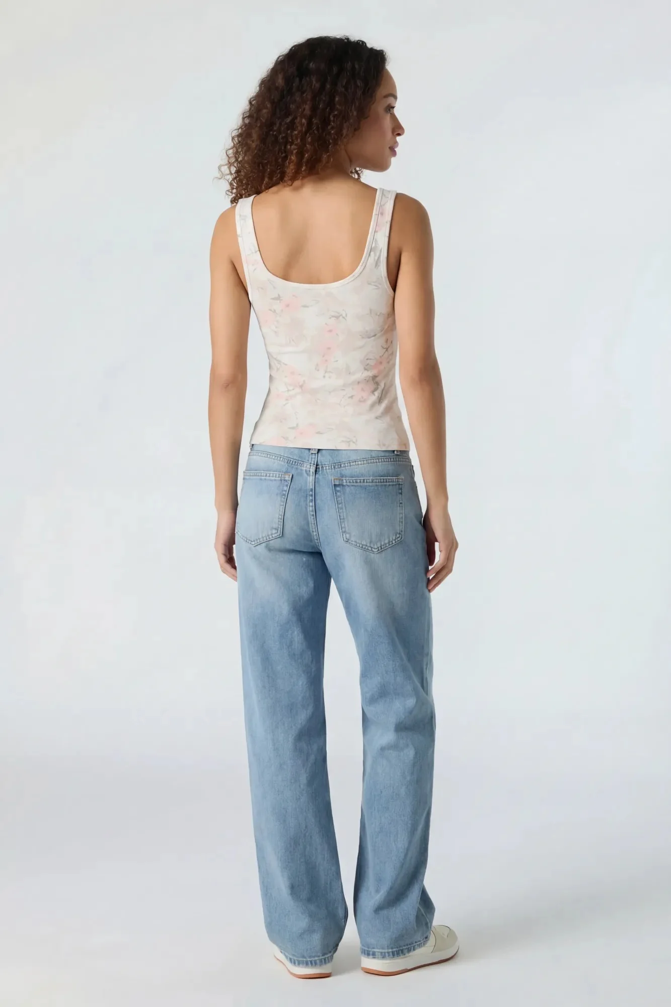 Henley Tank