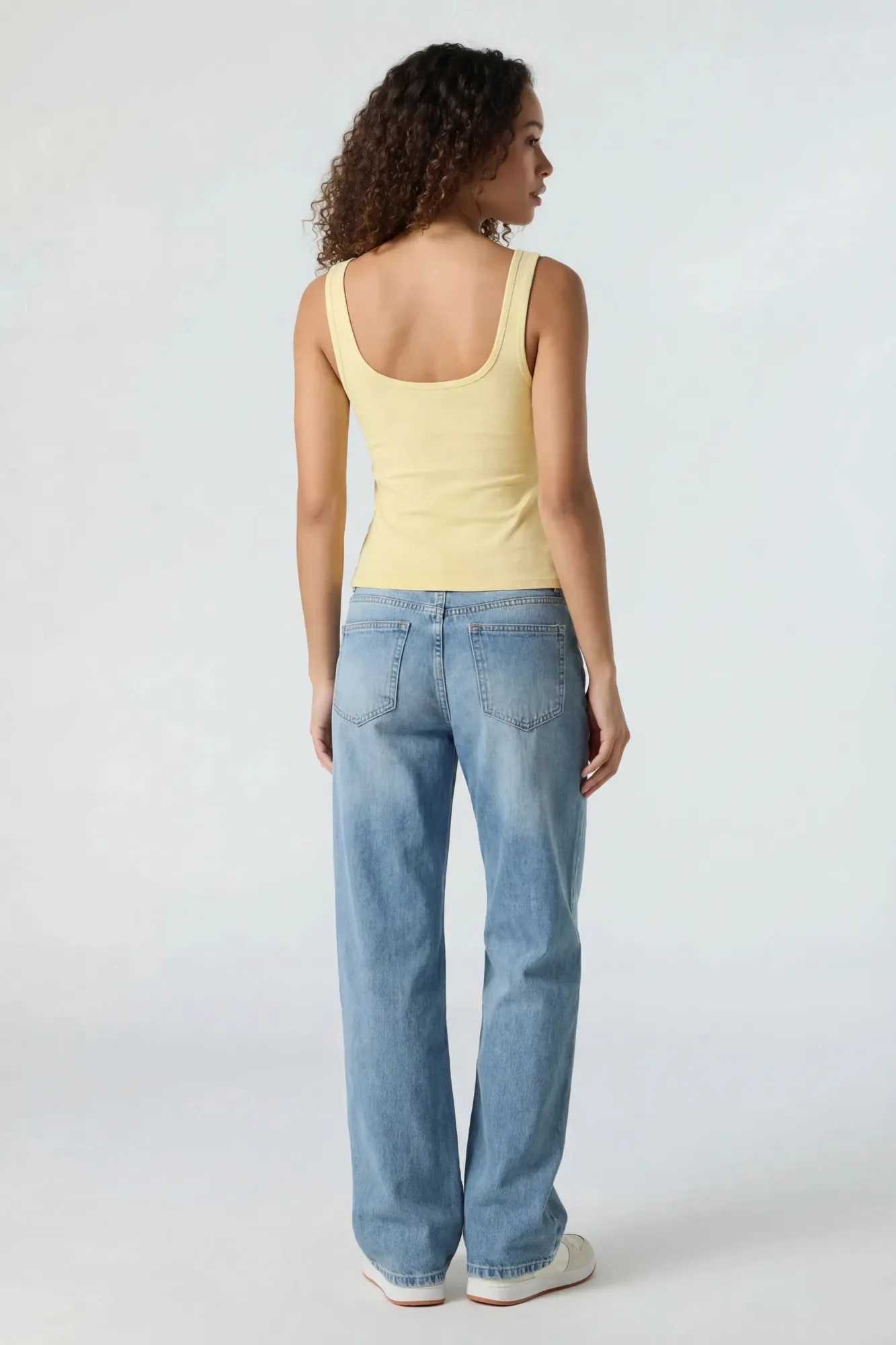 Henley Tank