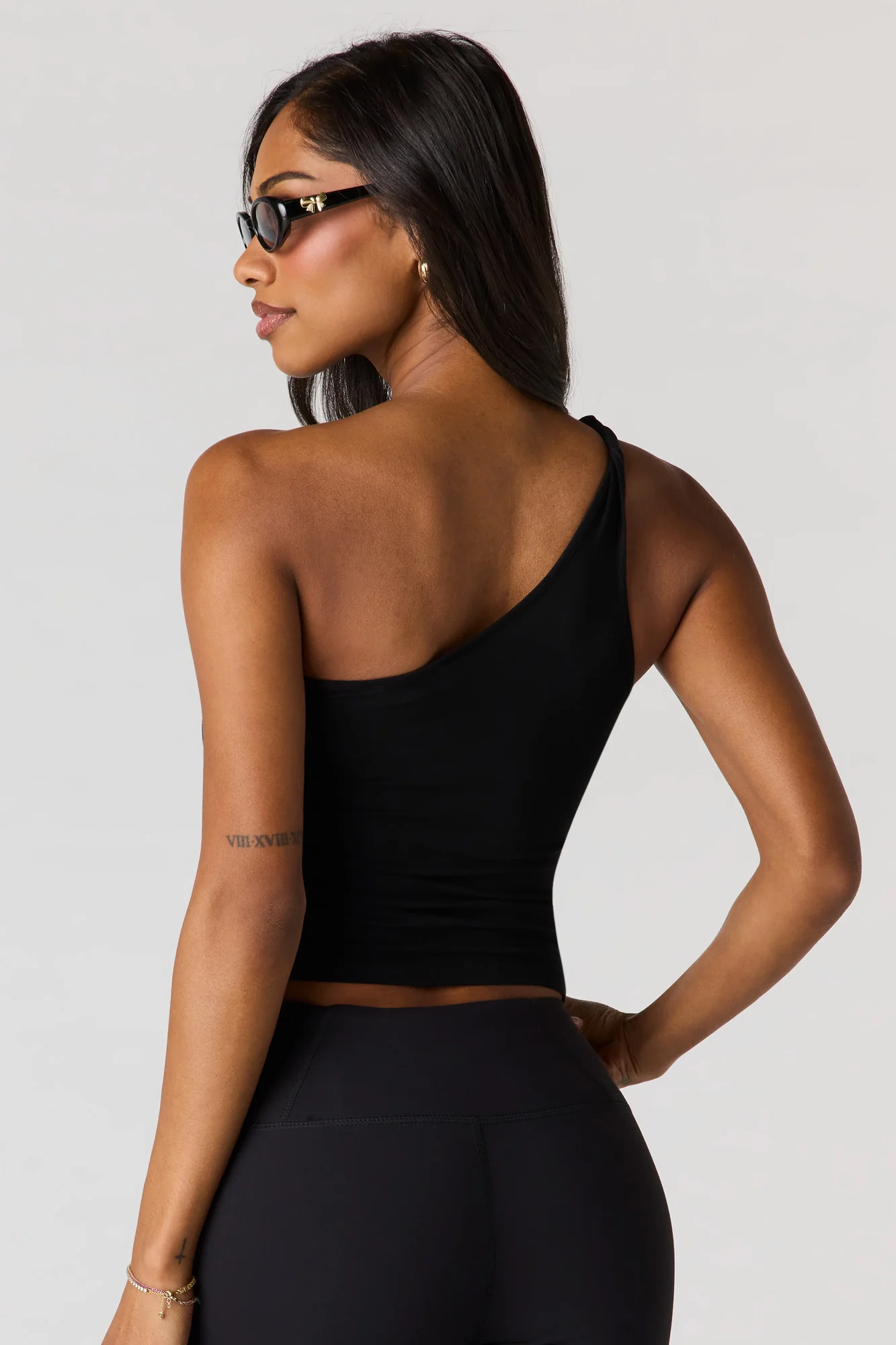 3525-one-shoulder-tank-6.webp One Shoulder Tank