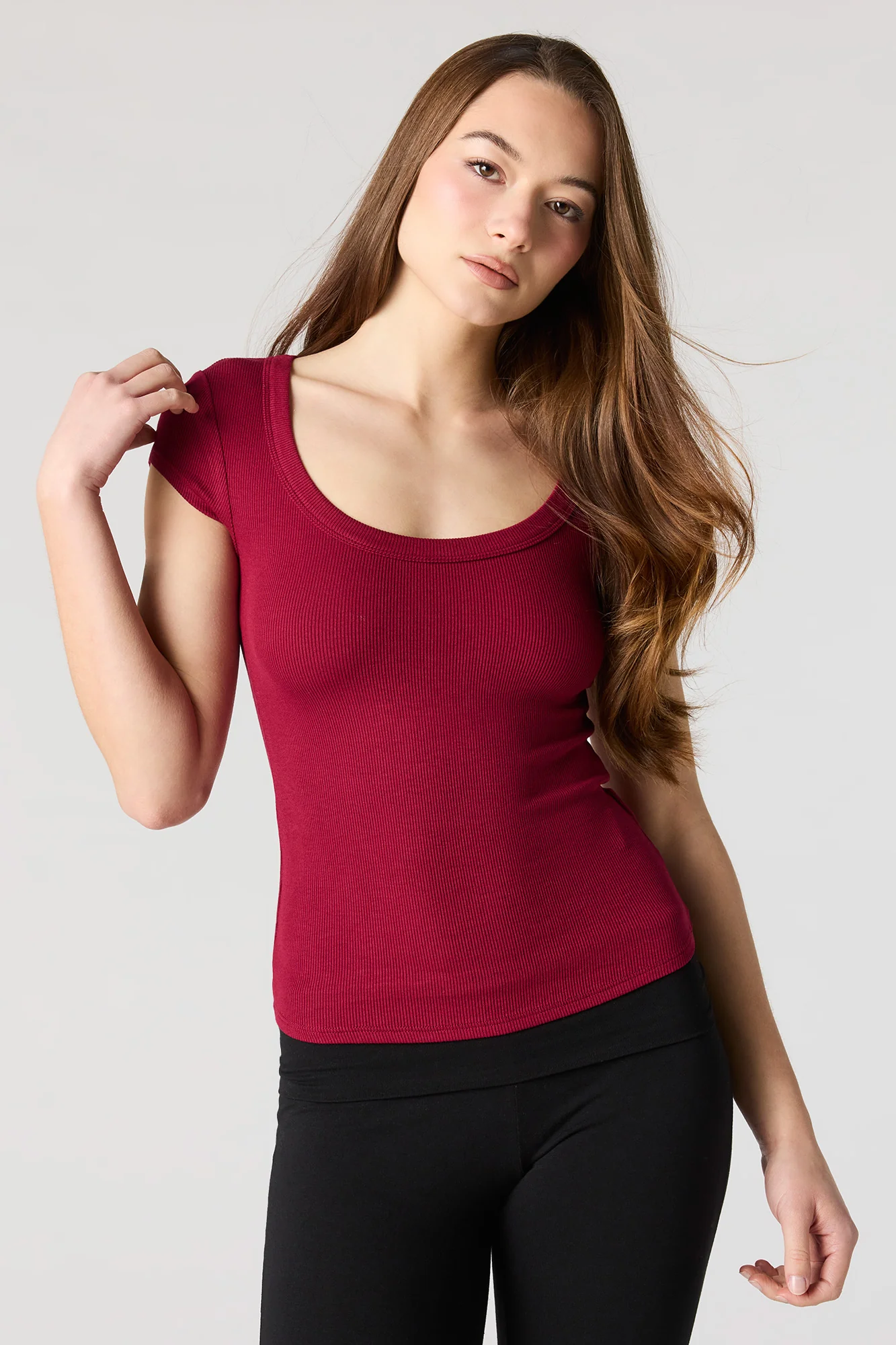 3666-ribbed-scoop-neck-t-shirt-16.webp Ribbed Scoop Neck T-Shirt