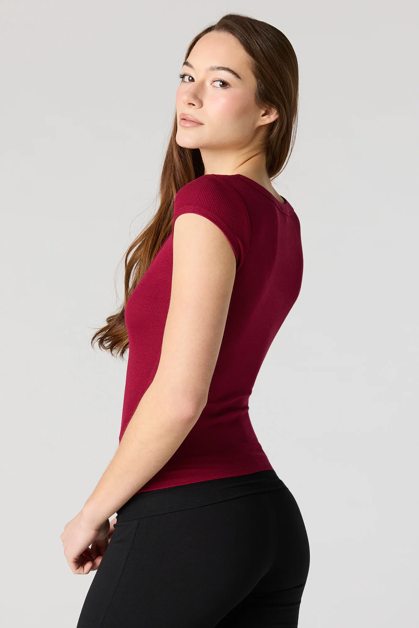 3666-ribbed-scoop-neck-t-shirt-17.webp Ribbed Scoop Neck T-Shirt