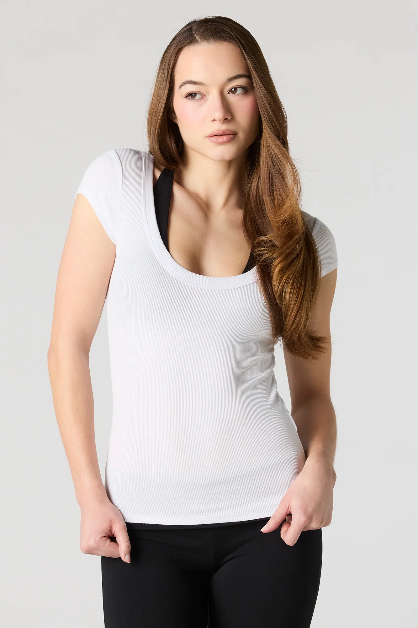 3666-ribbed-scoop-neck-t-shirt-7.webp Ribbed Scoop Neck T-Shirt
