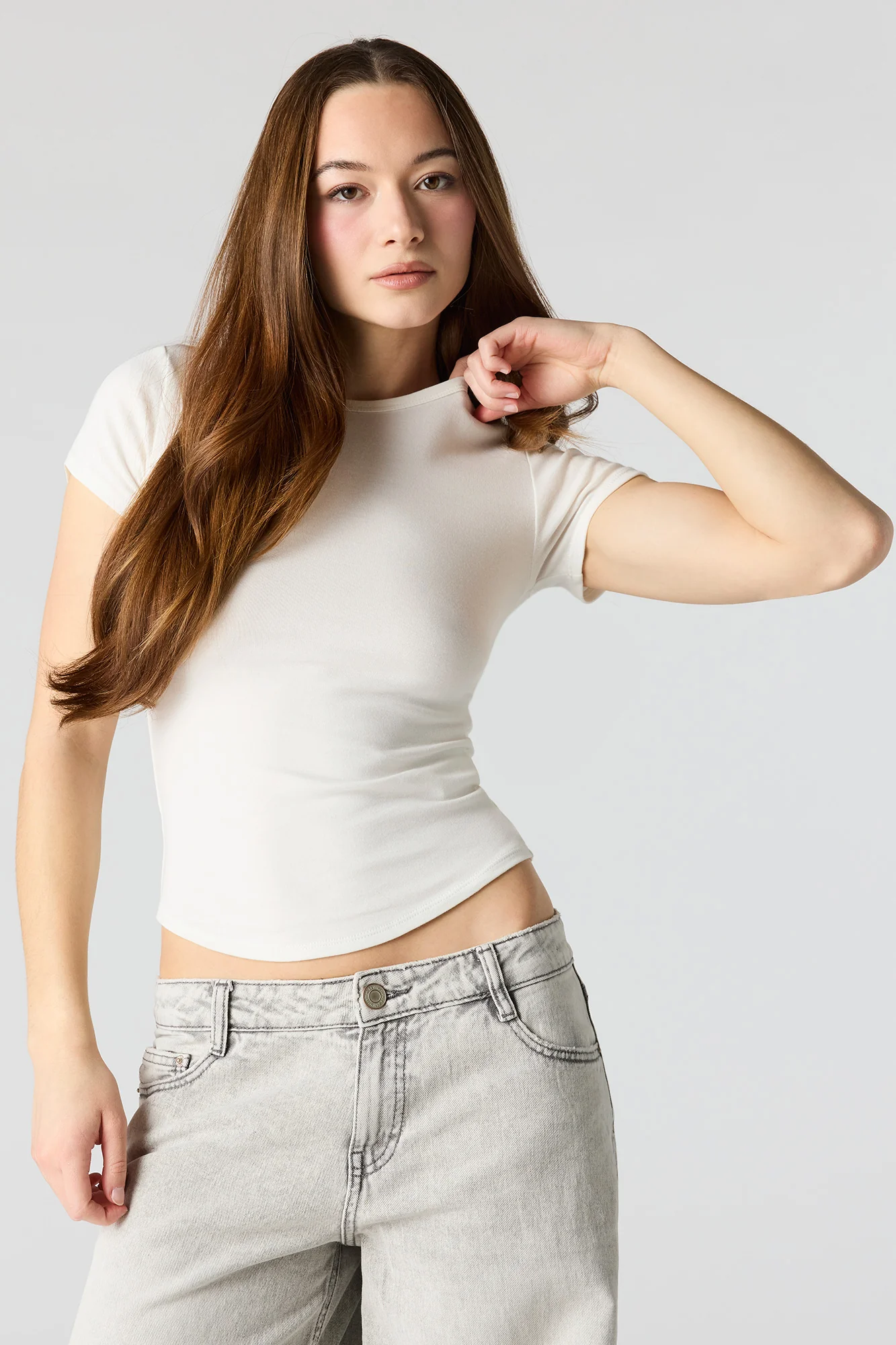 4112-curved-hem-t-shirt-13.webp Curved Hem T-Shirt