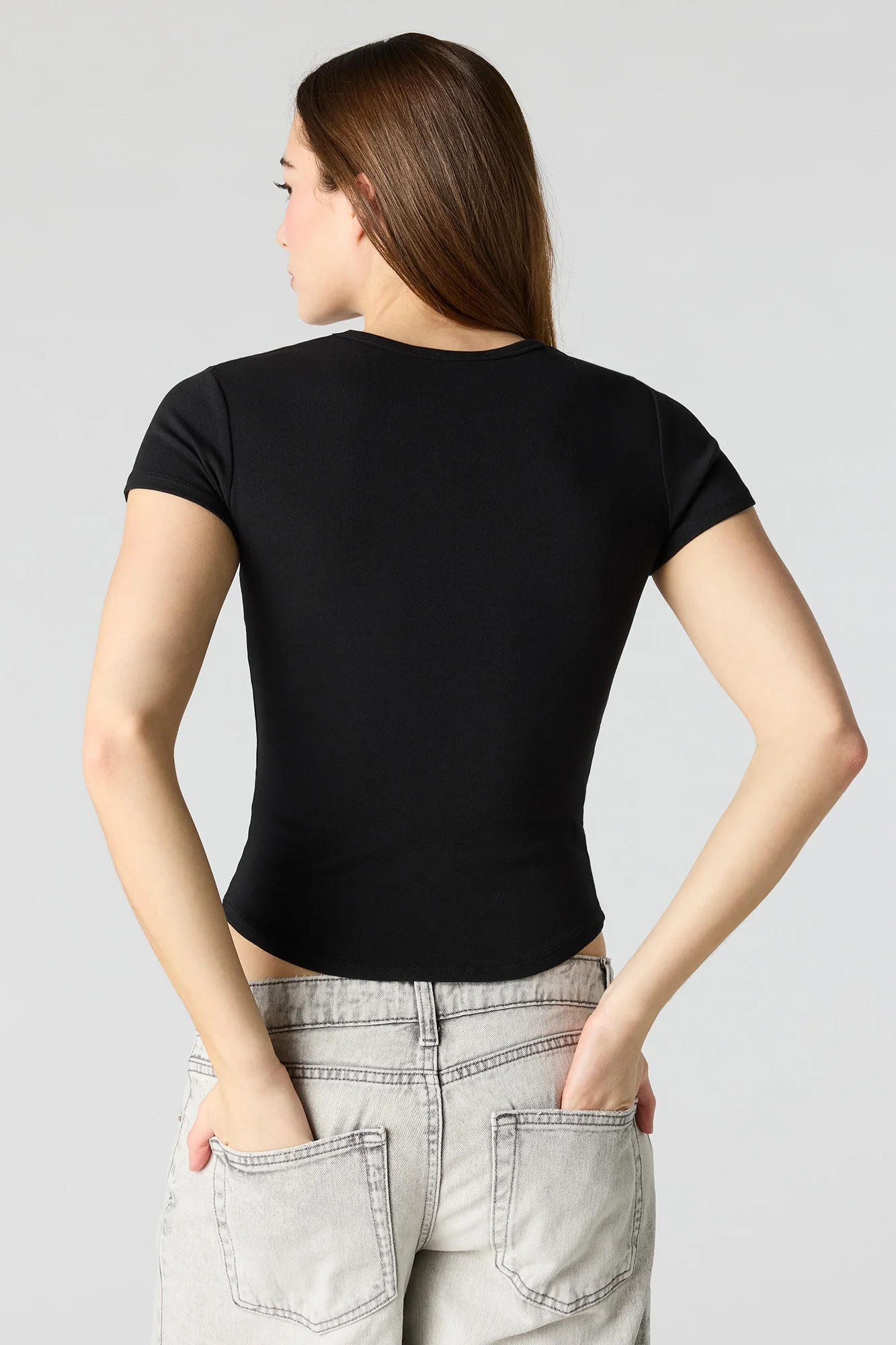 4112-curved-hem-t-shirt-5.webp Curved Hem T-Shirt