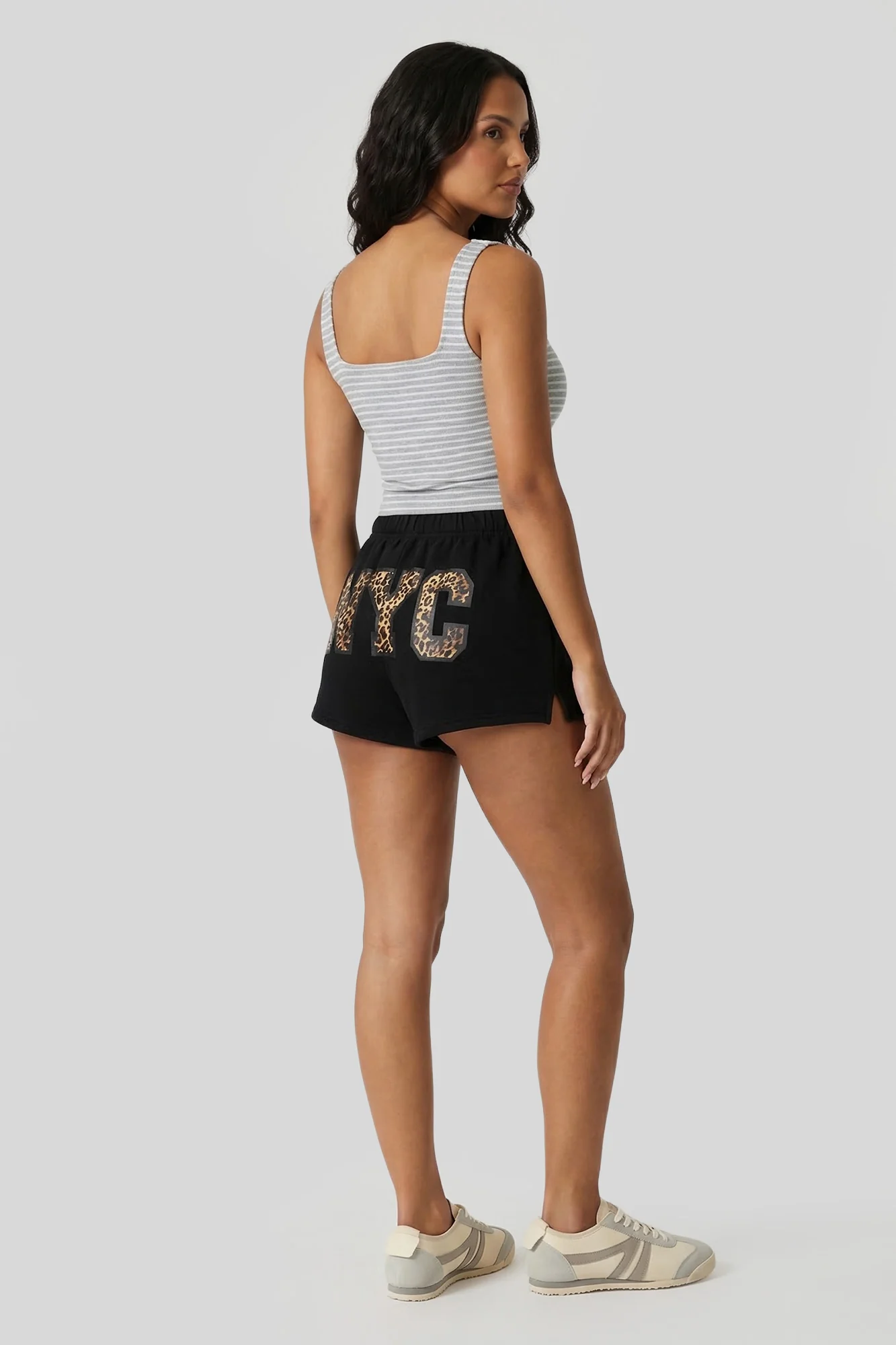 4819-graphic-fleece-short-5.webp Graphic Fleece Short