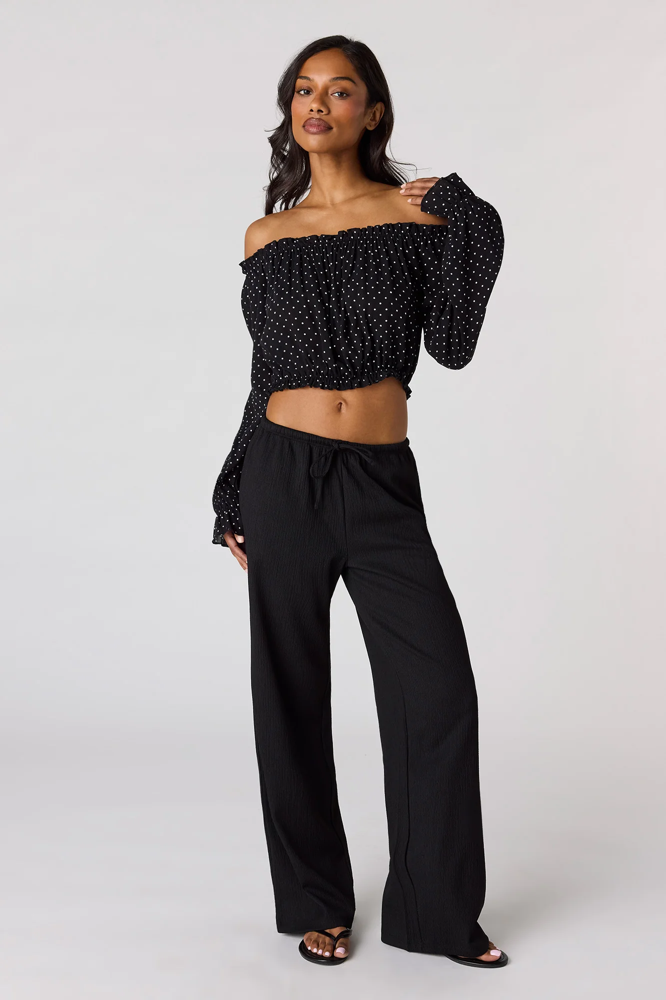 4916-textured-flowy-drawstring-dress-pant-4.webp Textured Flowy Drawstring Dress Pant