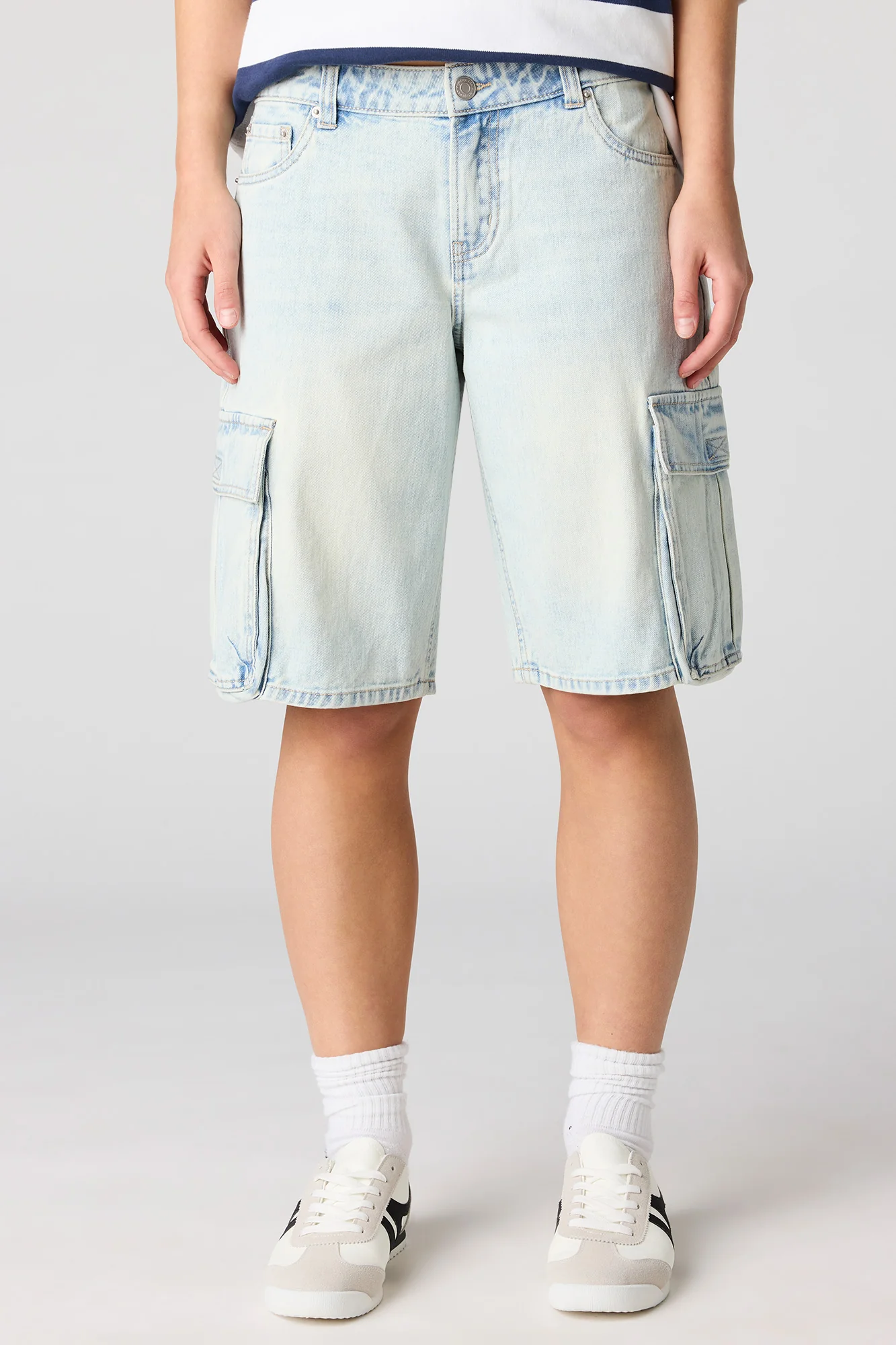 5378-cargo-jort-8.webp Cargo Jort