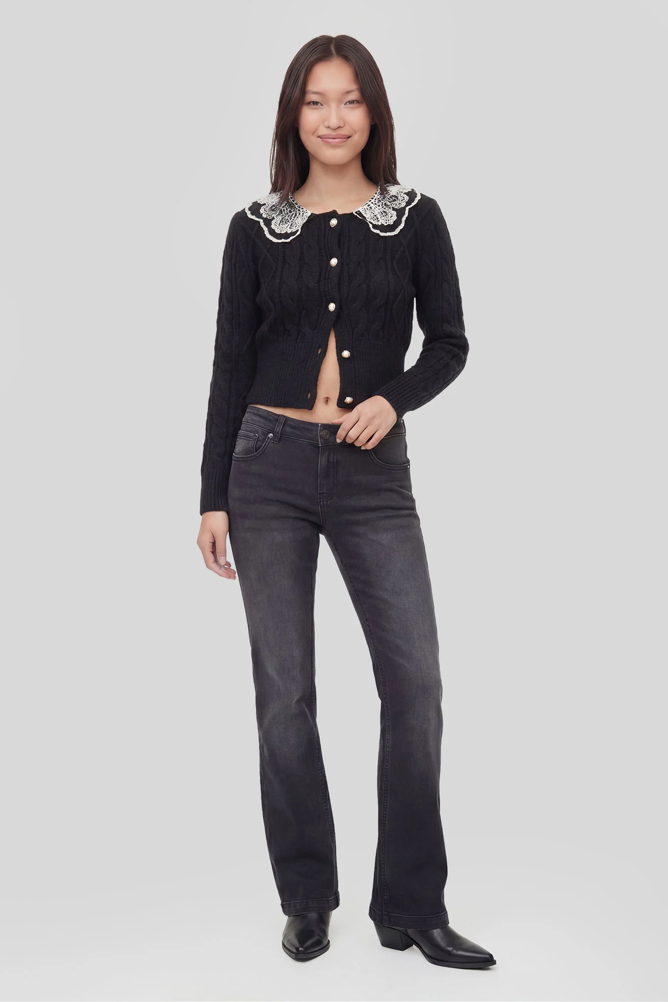 539-lace-collar-cable-knit-cardigan-4.webp Lace Collar Cable Knit Cardigan