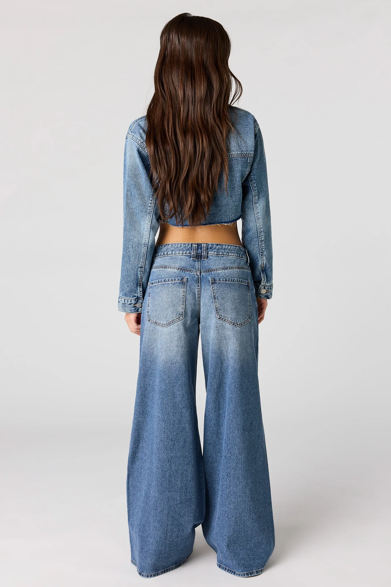 5570-low-rise-ultra-wide-jean-3.webp Low Rise Ultra Wide Jean