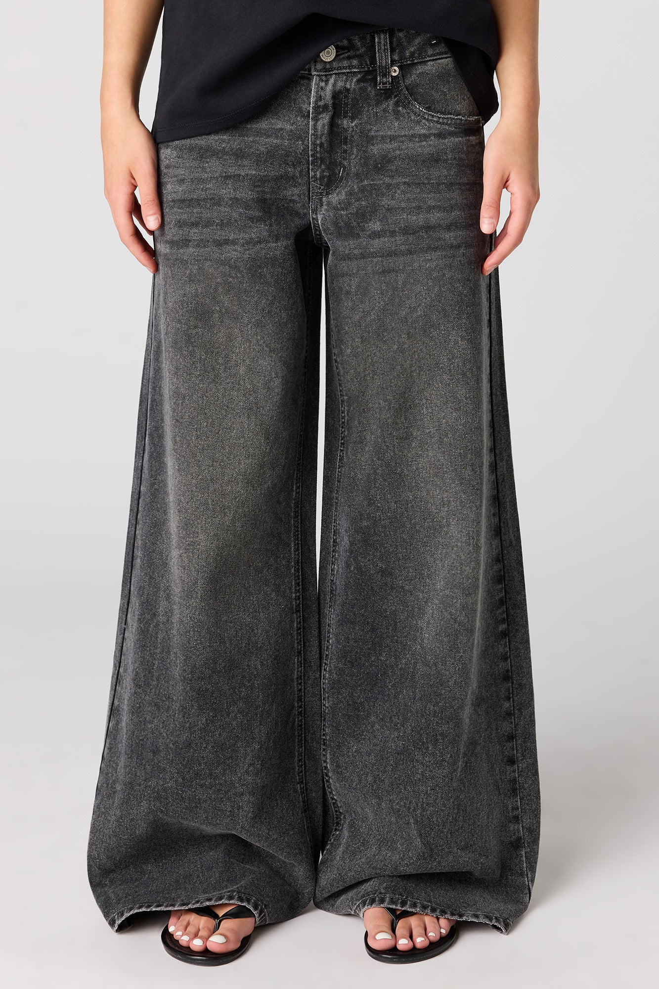 5570-low-rise-ultra-wide-jean-5.jpg Low Rise Ultra Wide Jean