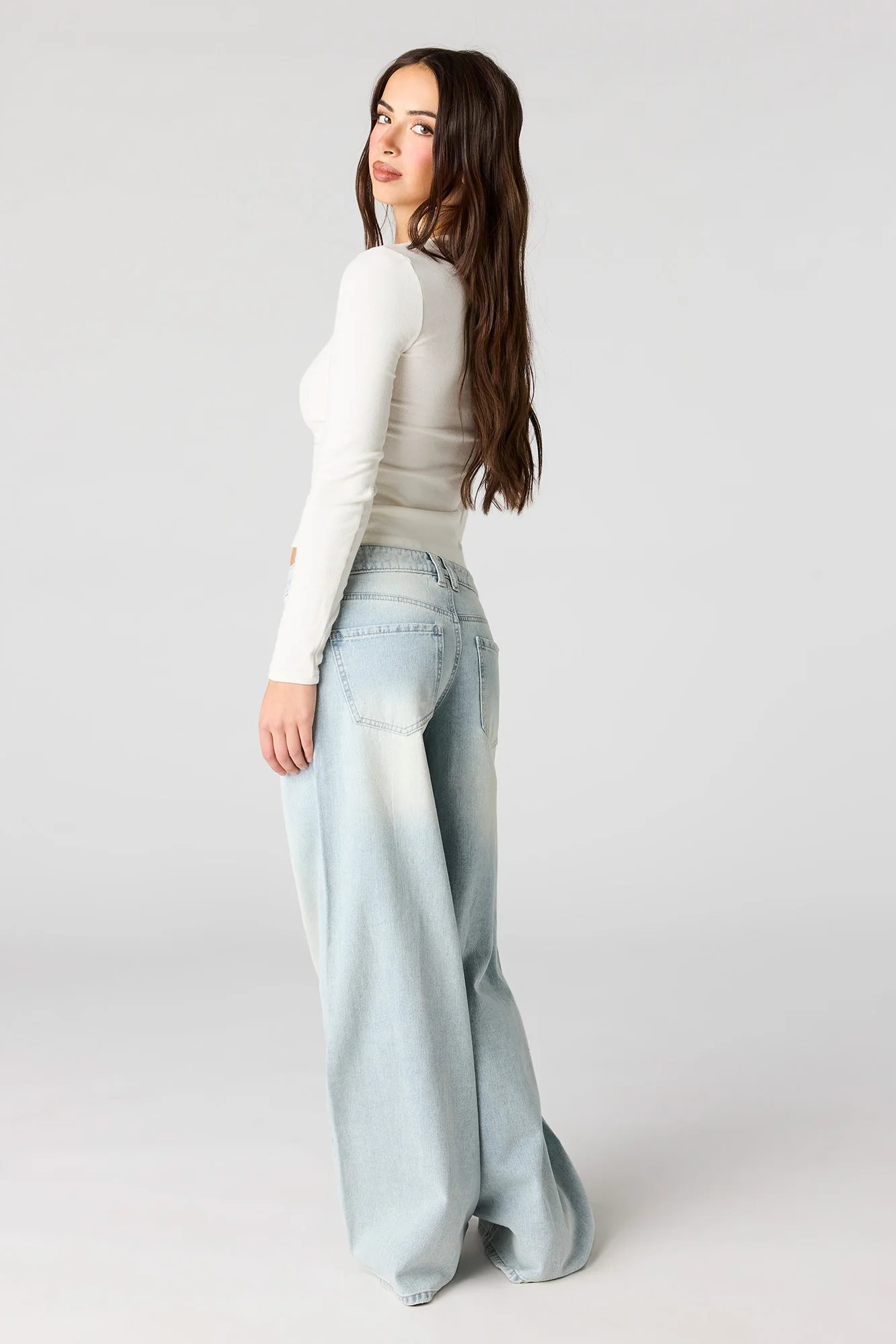 5570-low-rise-ultra-wide-jean-9.webp Low Rise Ultra Wide Jean