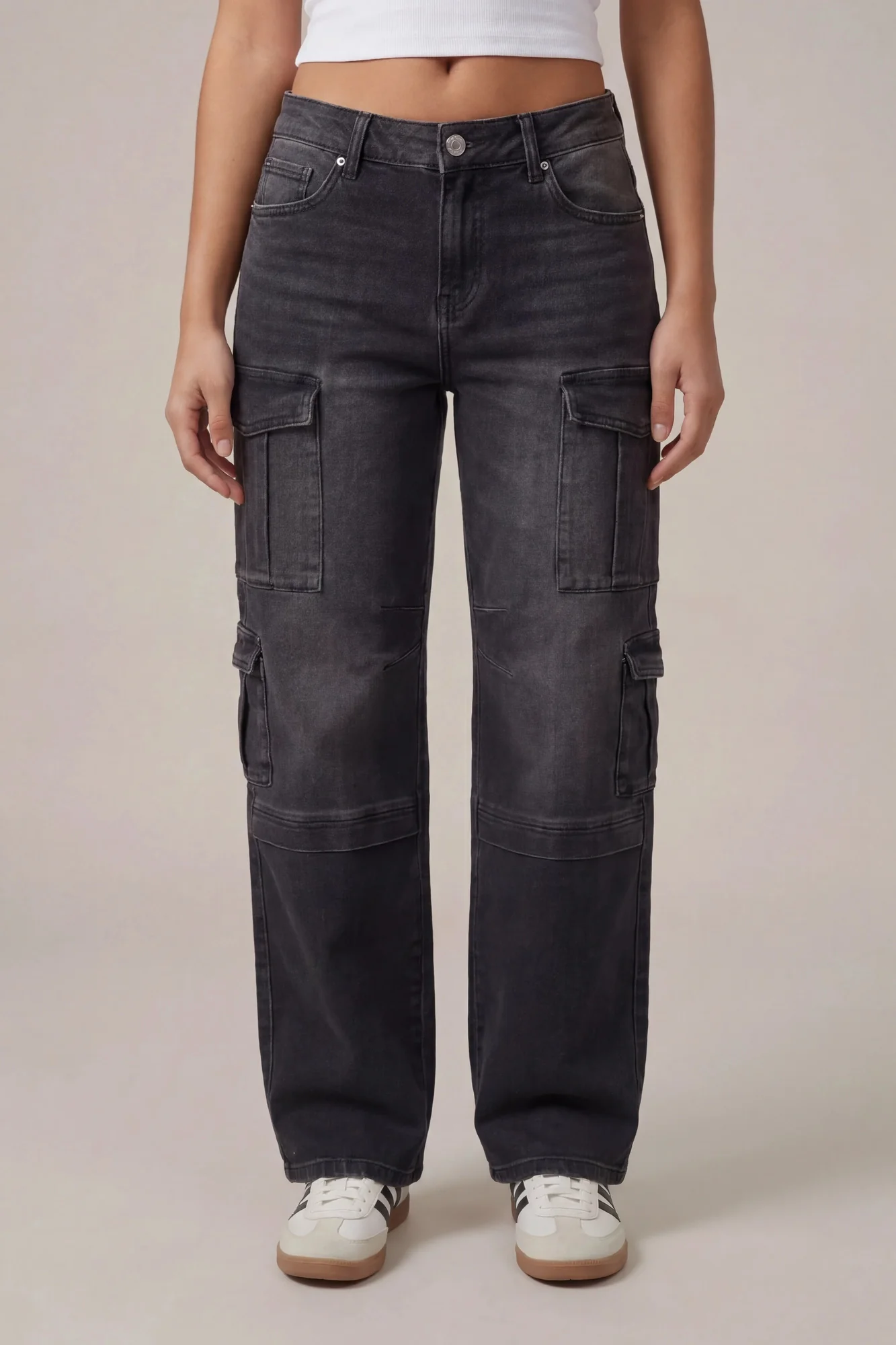 5940-low-rise-cargo-jean-3.webp Low Rise Cargo Jean