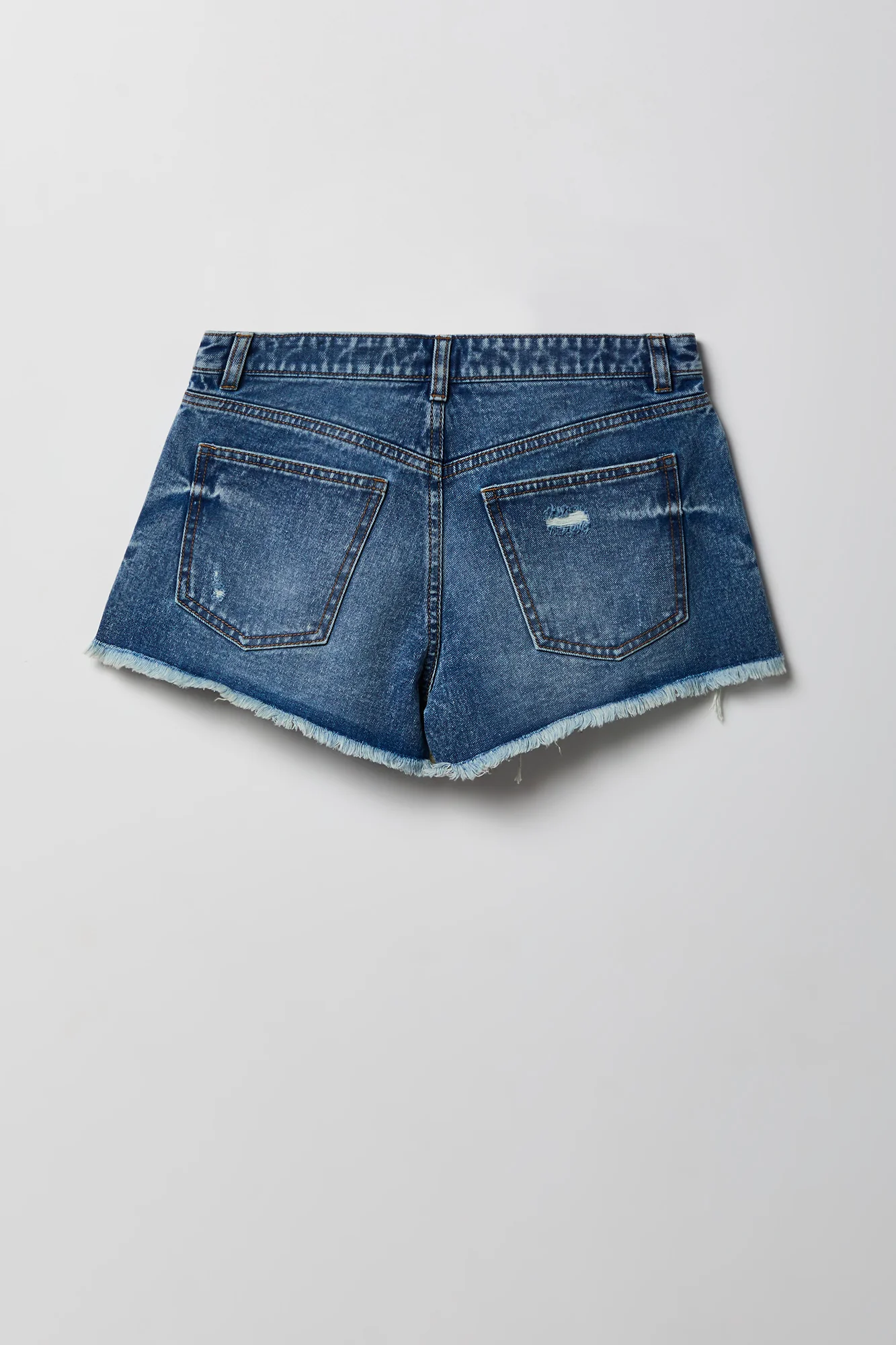 6169-ripped-high-rise-dark-denim-short-with-keychain-5.webp Ripped High Rise Dark Denim Short With Keychain