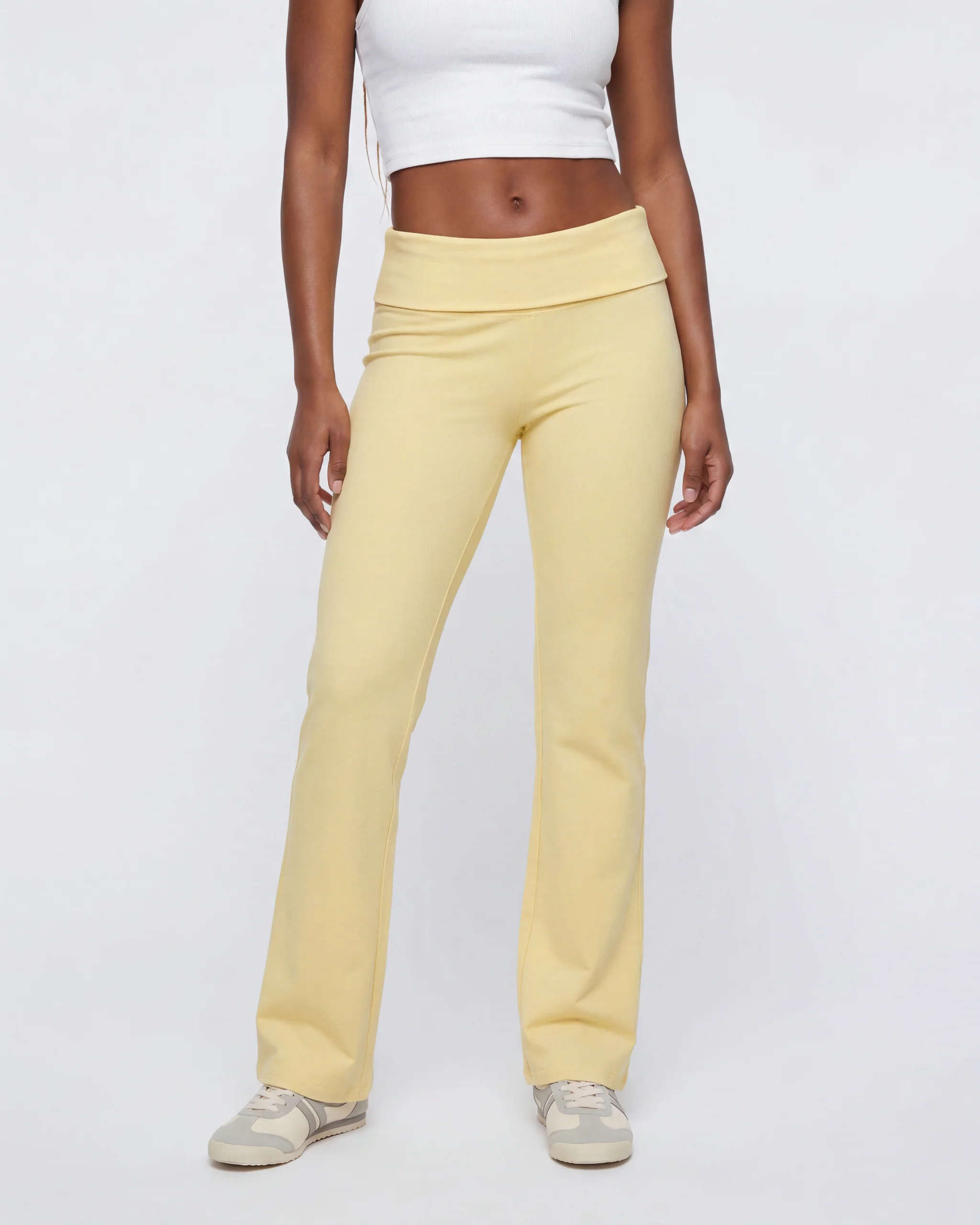 6277-foldover-waist-flare-legging-3.webp Foldover Waist Flare Legging