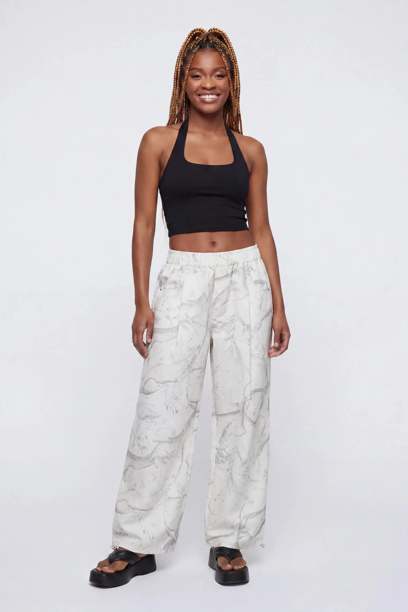 6400-wide-leg-parachute-pant-11.webp Wide Leg Parachute Pant