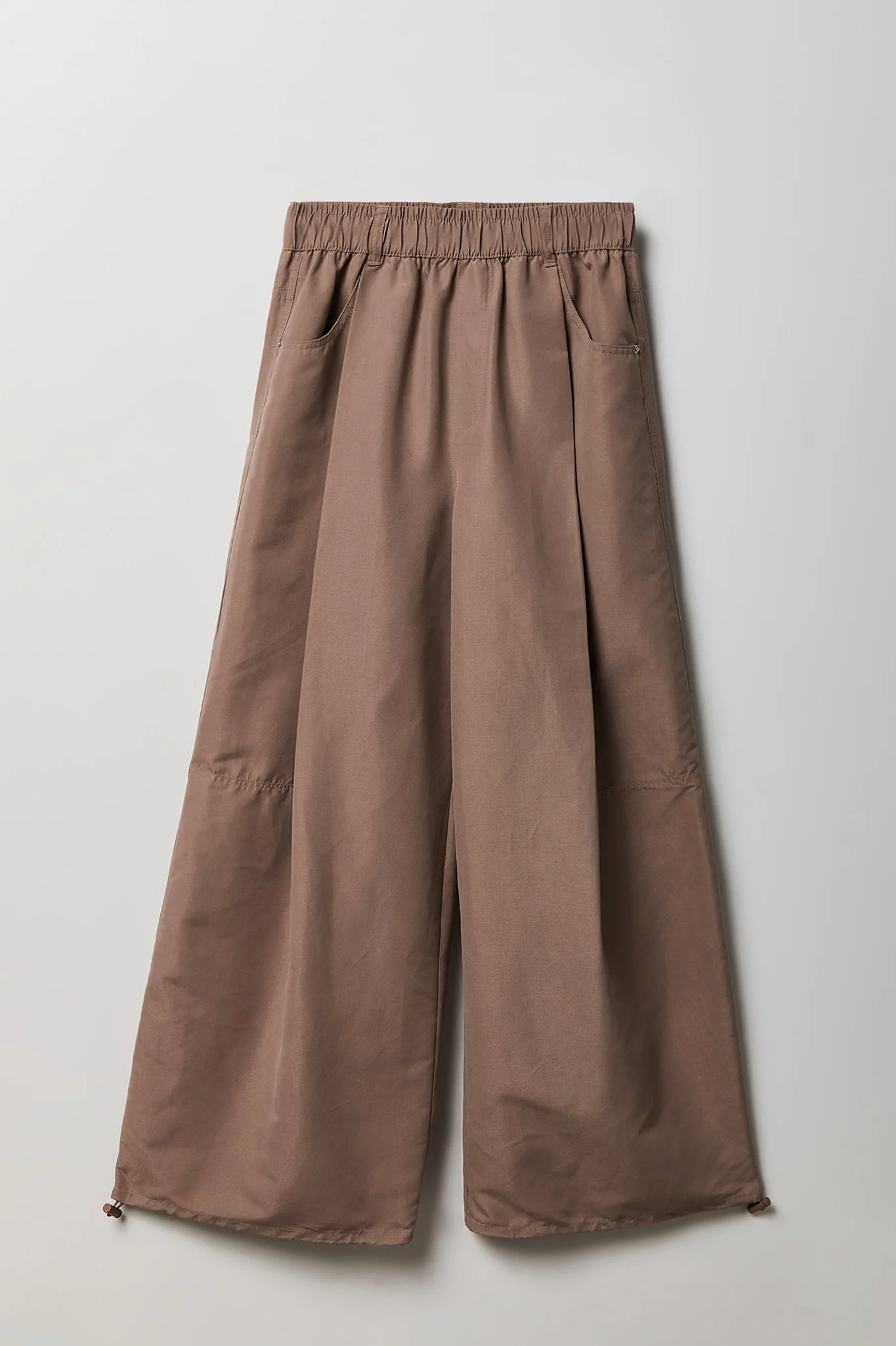 6400-wide-leg-parachute-pant-19.webp Wide Leg Parachute Pant