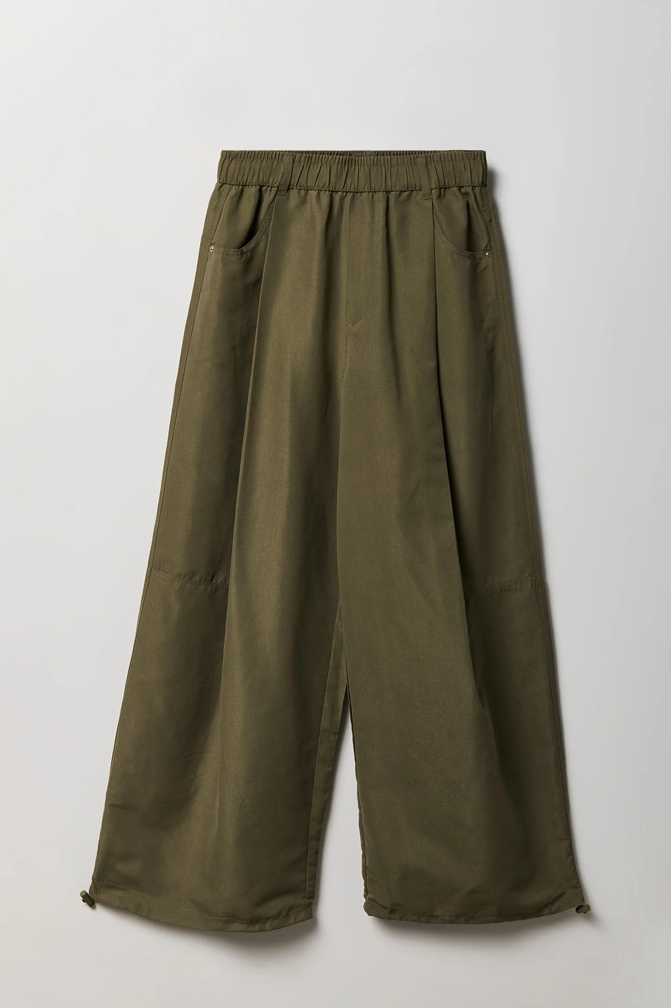 6400-wide-leg-parachute-pant-4.webp Wide Leg Parachute Pant