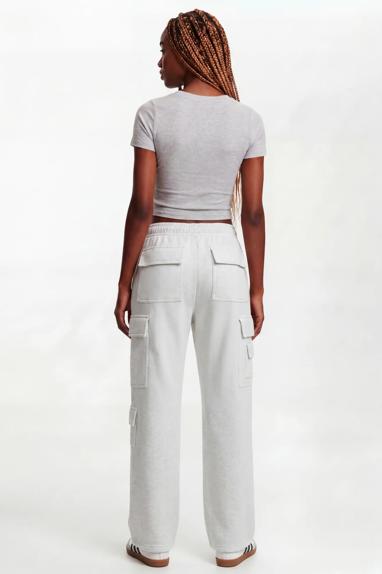 6528-fleece-low-rise-wide-leg-cargo-sweatpant-16.webp Fleece Low Rise Wide Leg Cargo Sweatpant