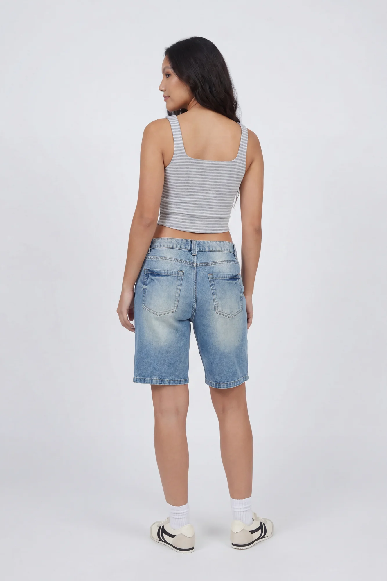 6774-brooklyn-low-rise-light-jort-11-with-labebe-keychain-2.webp Brooklyn Low Rise Light Jort 11" with LaBeBe Keychain
