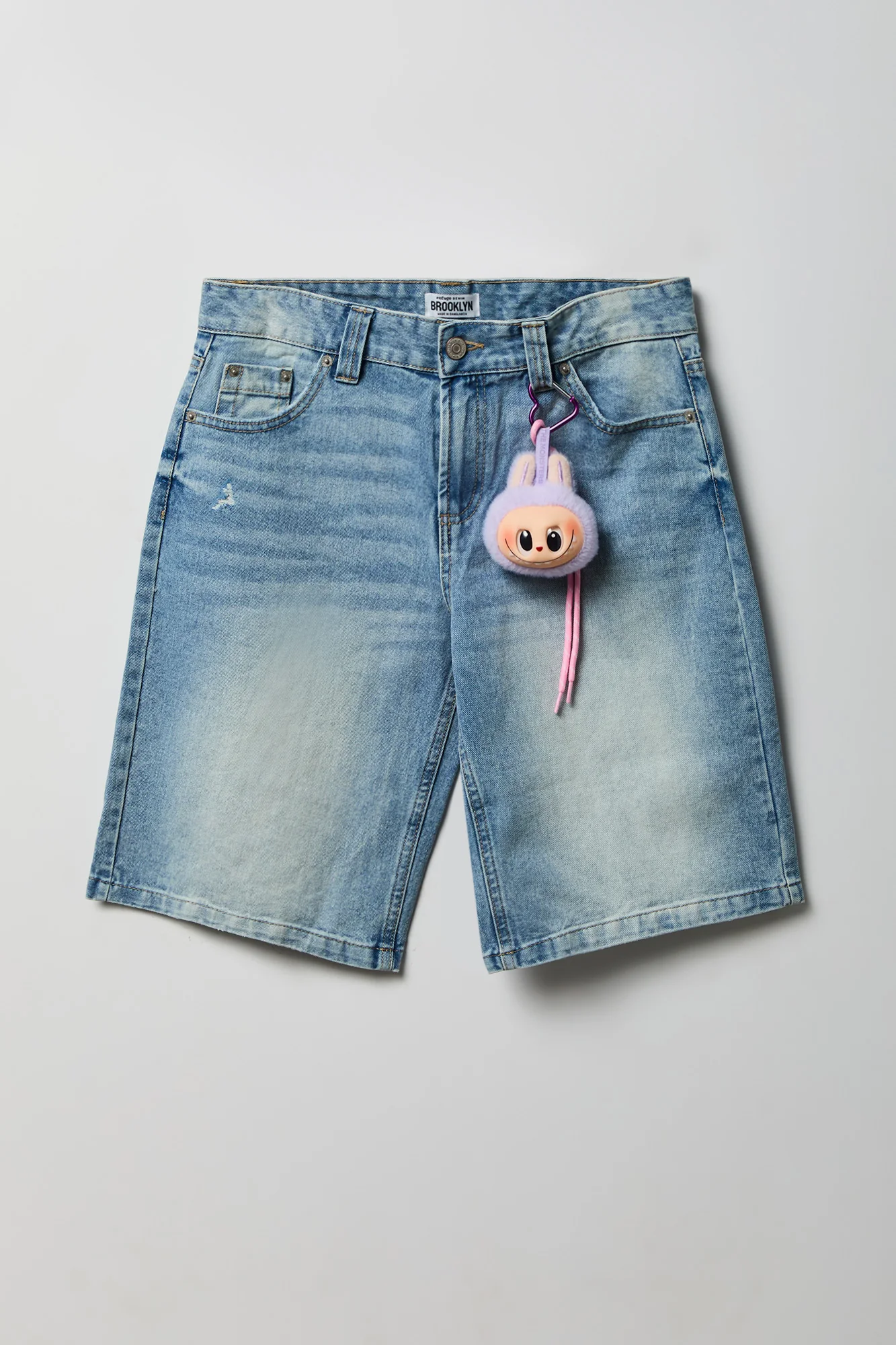 6774-brooklyn-low-rise-light-jort-11-with-labebe-keychain-4.webp Brooklyn Low Rise Light Jort 11" with LaBeBe Keychain