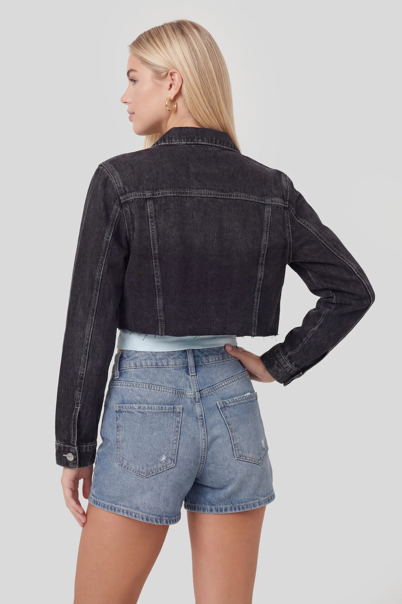 7012-ripped-cropped-denim-jacket-2.webp Ripped Cropped Denim Jacket