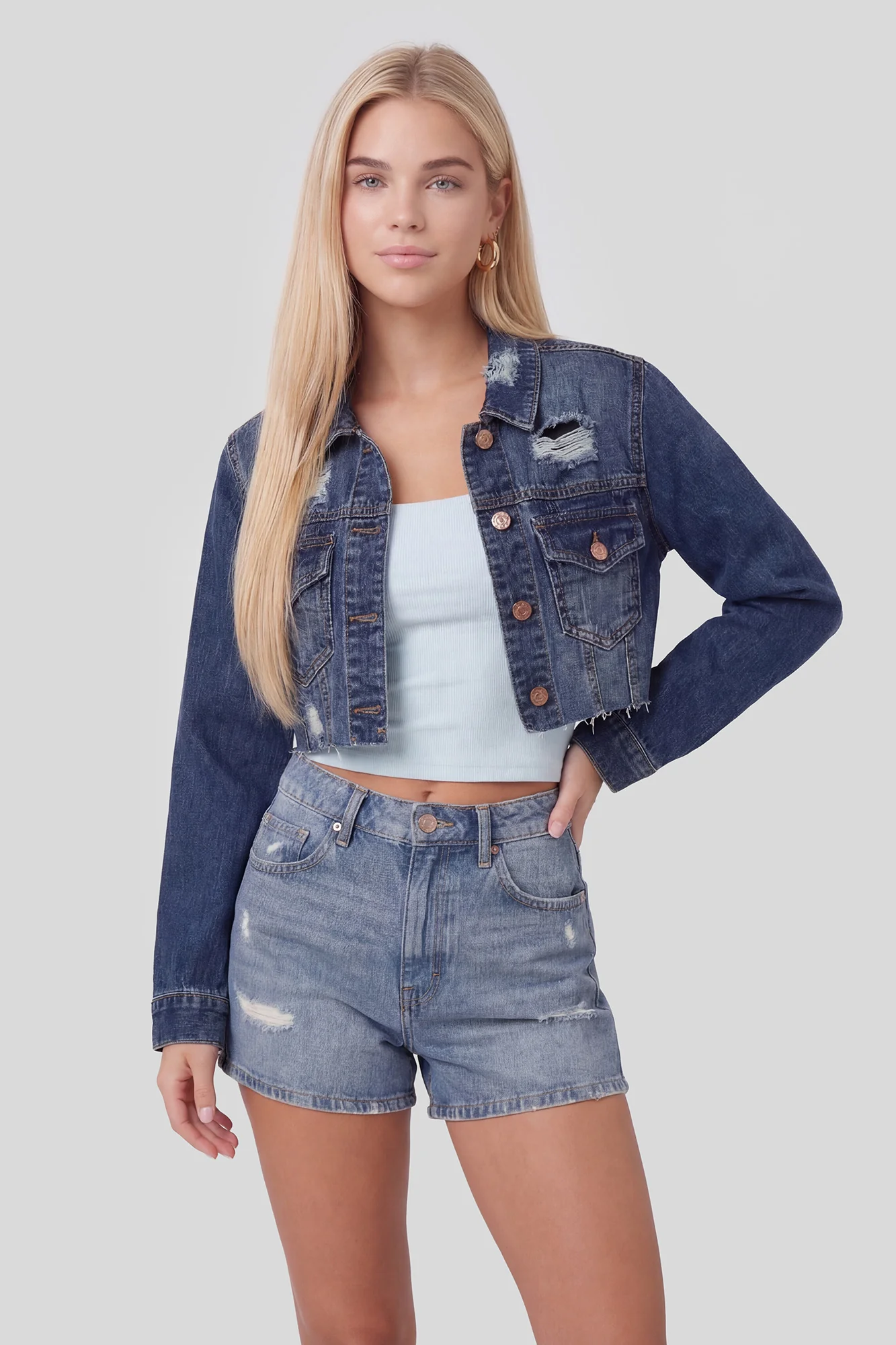 7012-ripped-cropped-denim-jacket-4.webp Ripped Cropped Denim Jacket