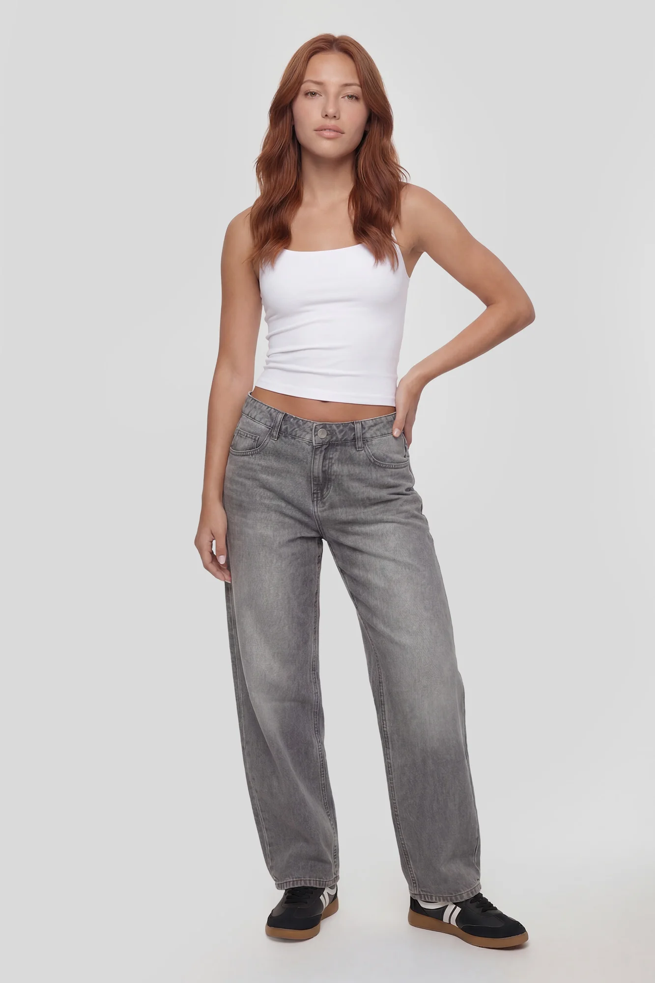 714-low-rise-barrel-jean-1.webp Low Rise Barrel Jean