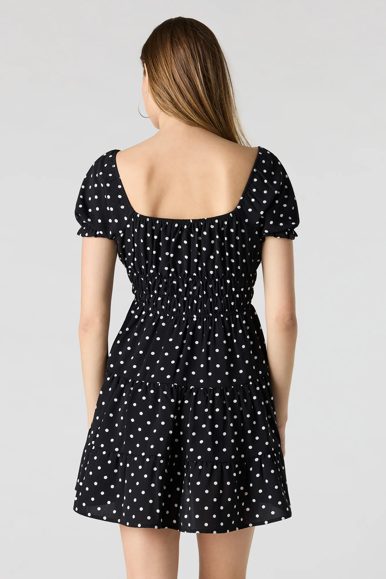 7347-short-puff-sleeve-tiered-mini-dress-8.webp Short Puff Sleeve Tiered Mini Dress