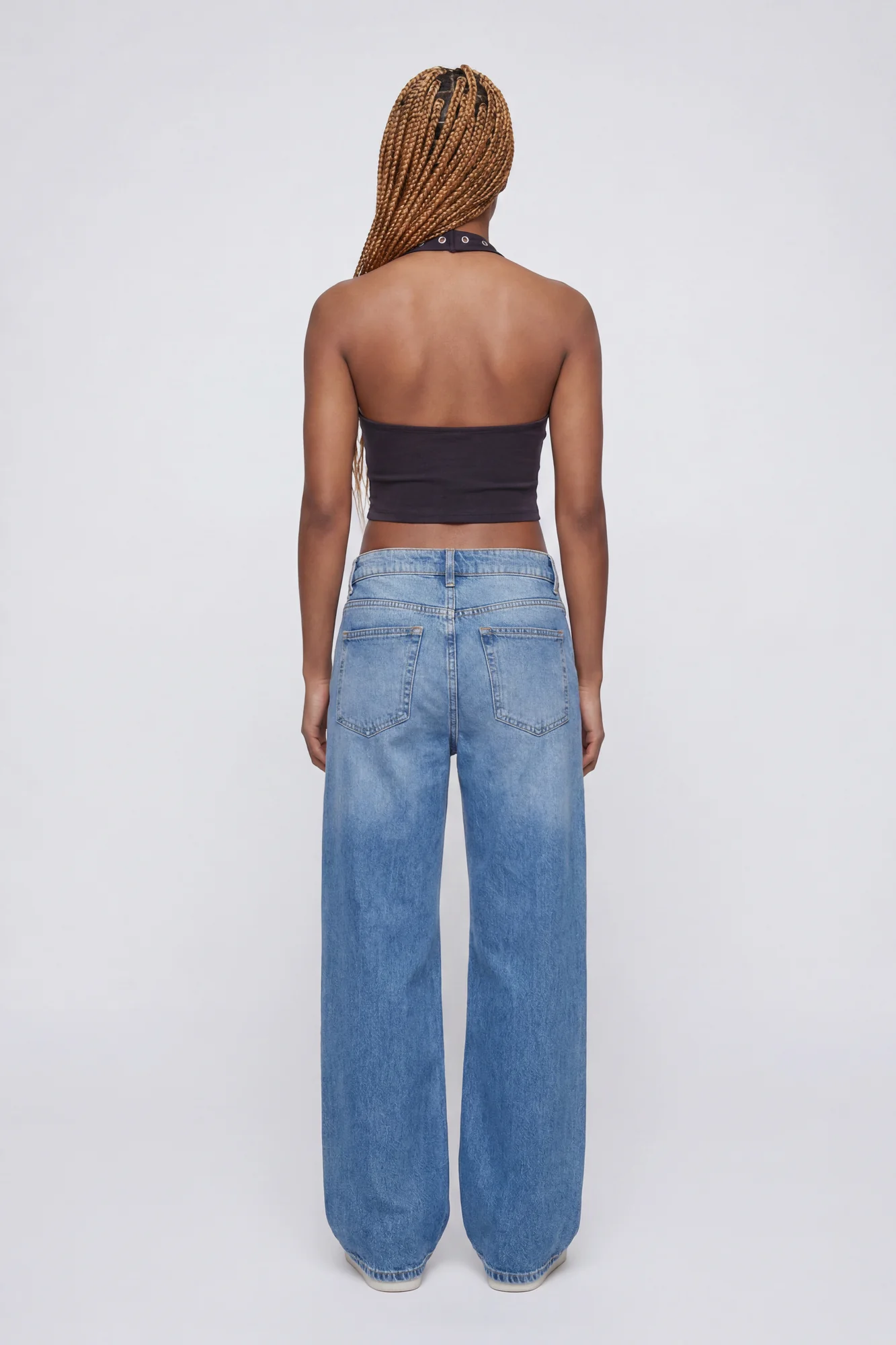 7838-graphic-grommet-trim-halter-top-12.webp Graphic Grommet Trim Halter Top