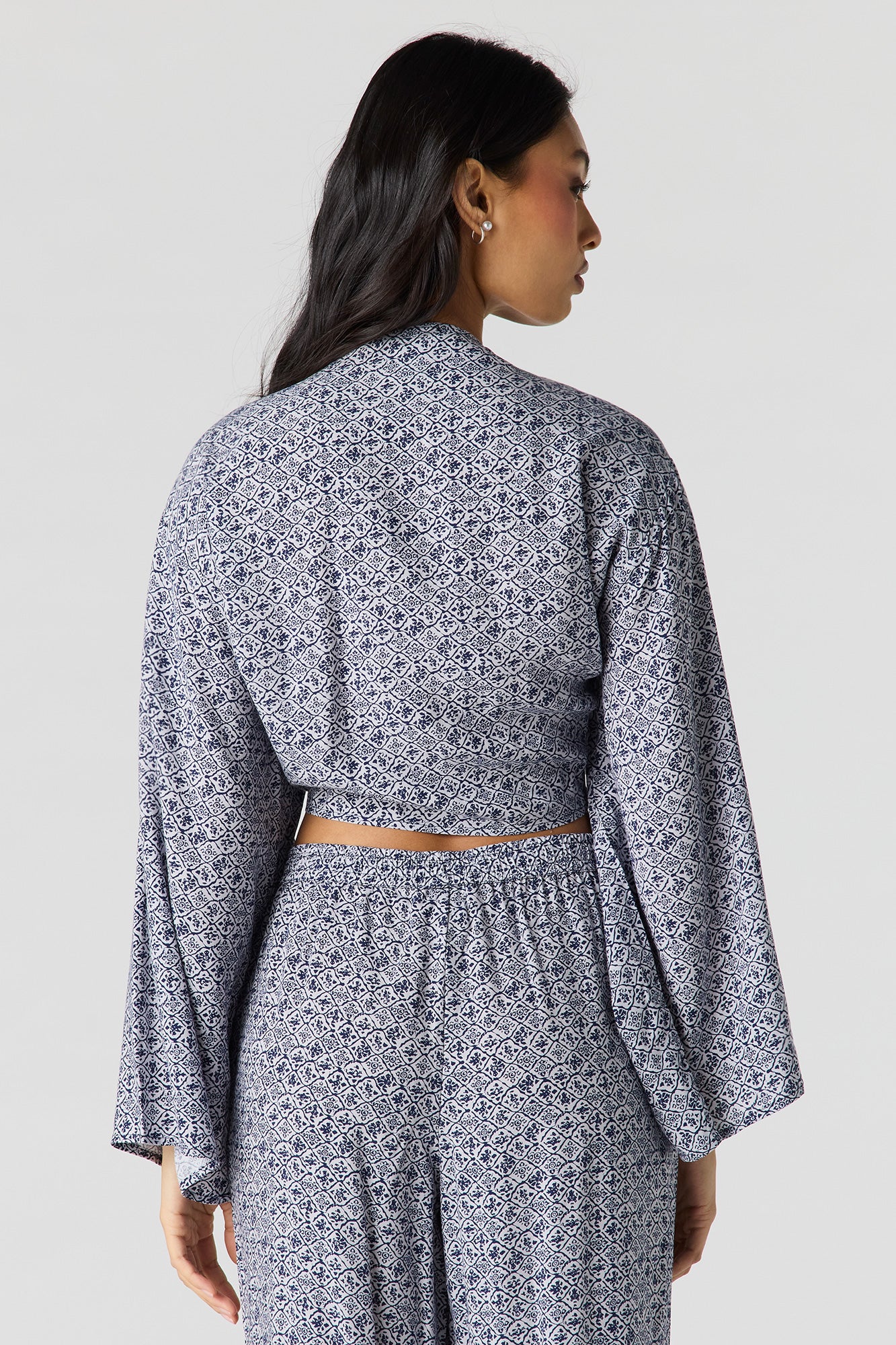 Flowy Tie Front Shrug
