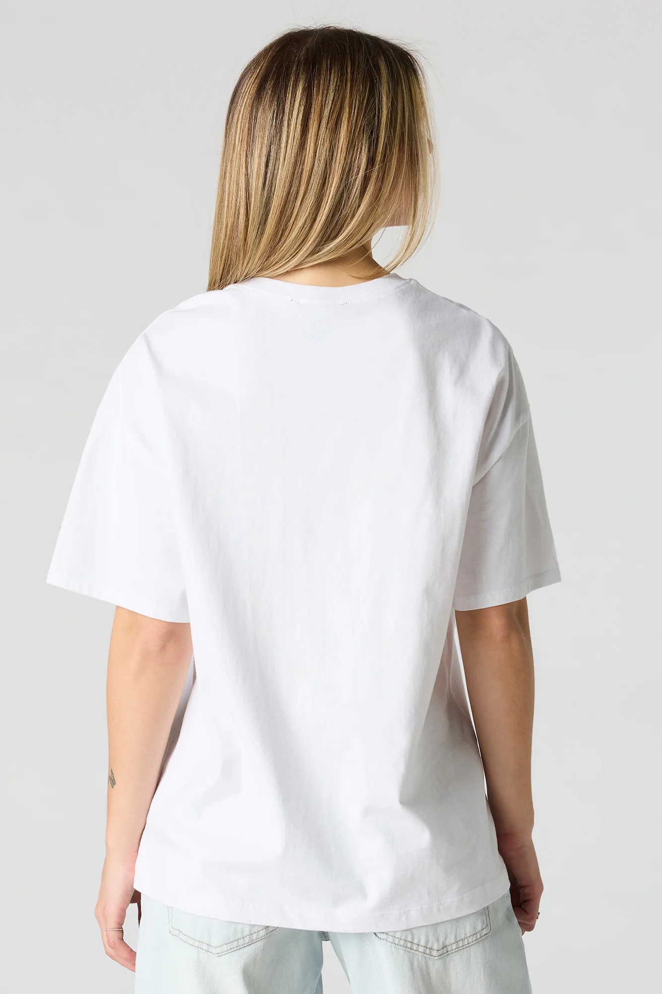 8256-graphic-boyfriend-t-shirt-5.webp Graphic Boyfriend T-Shirt