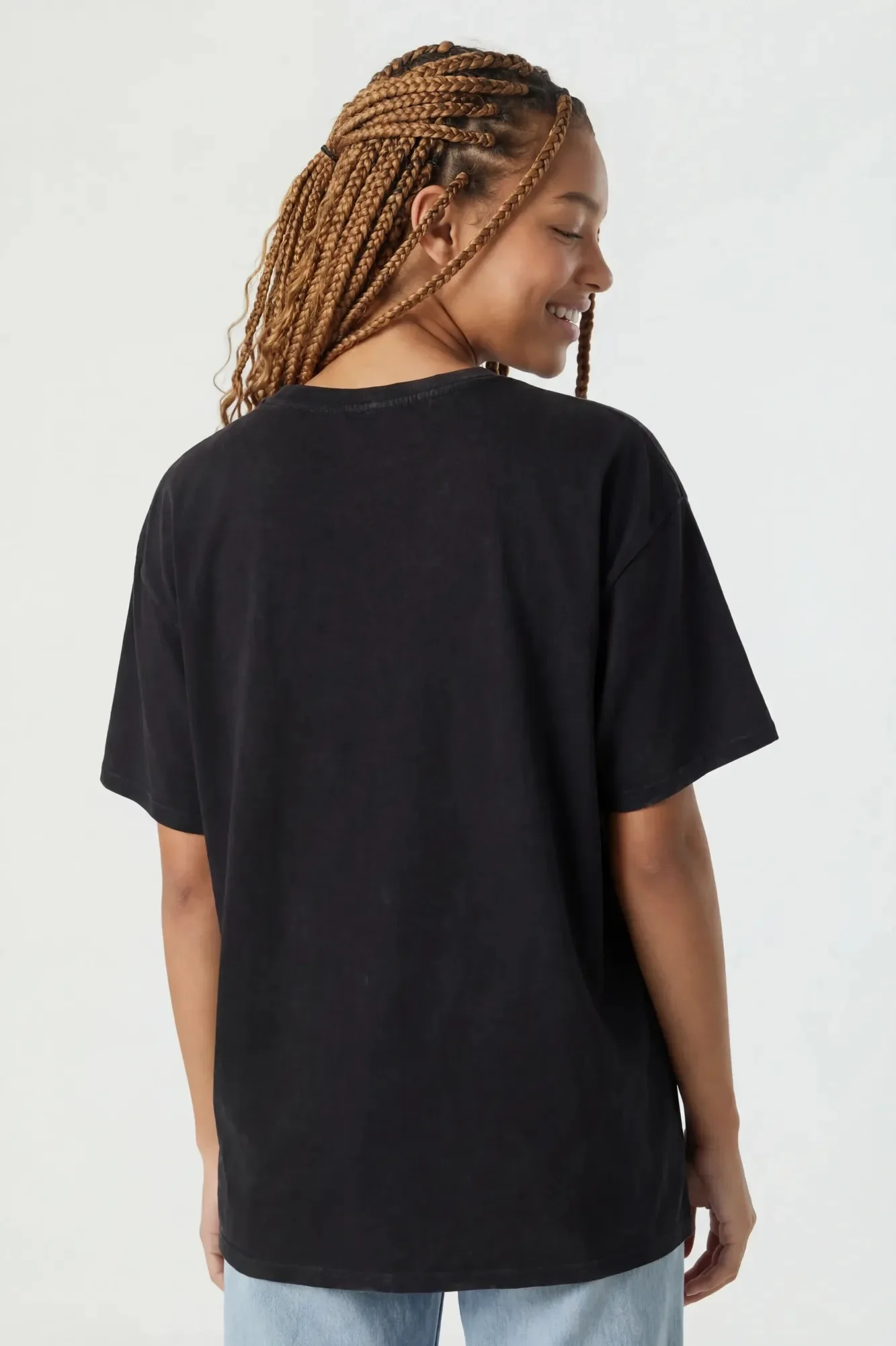 8373-washed-graphic-boyfriend-t-shirt-2.webp Washed Graphic Boyfriend T-Shirt