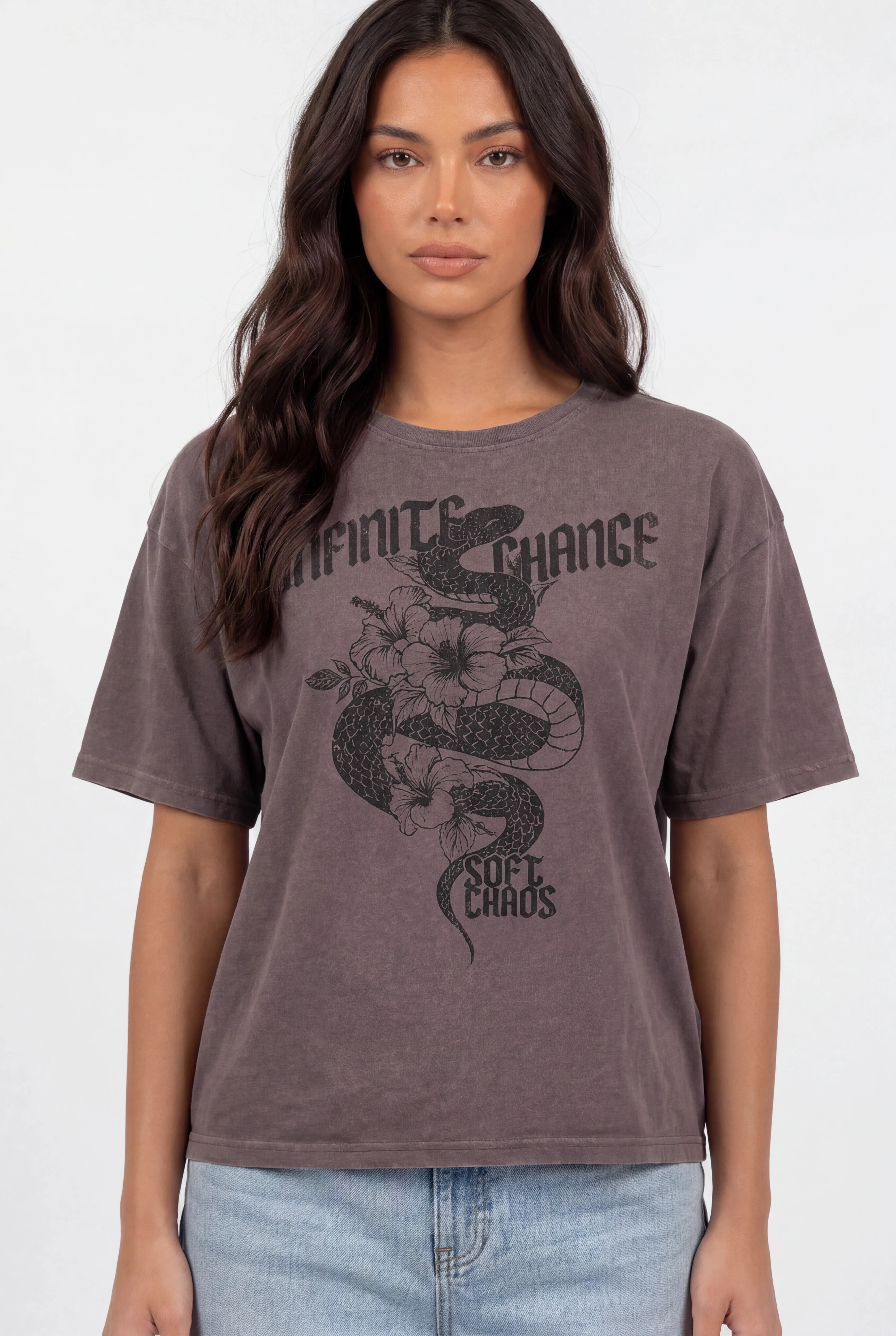 8389-washed-graphic-boyfriend-t-shirt-11.webp Washed Graphic Boyfriend T-Shirt