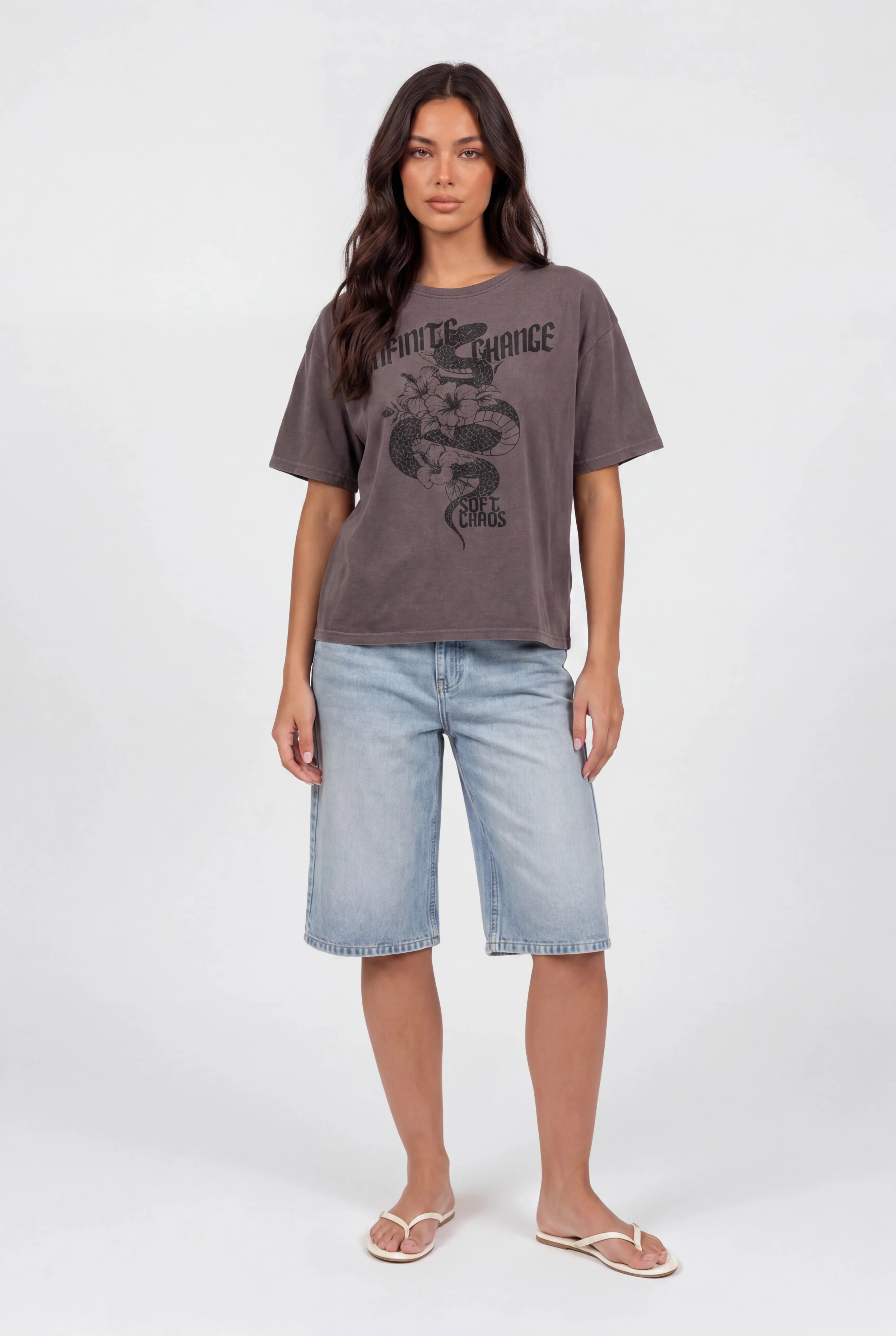 8389-washed-graphic-boyfriend-t-shirt-12.webp Washed Graphic Boyfriend T-Shirt