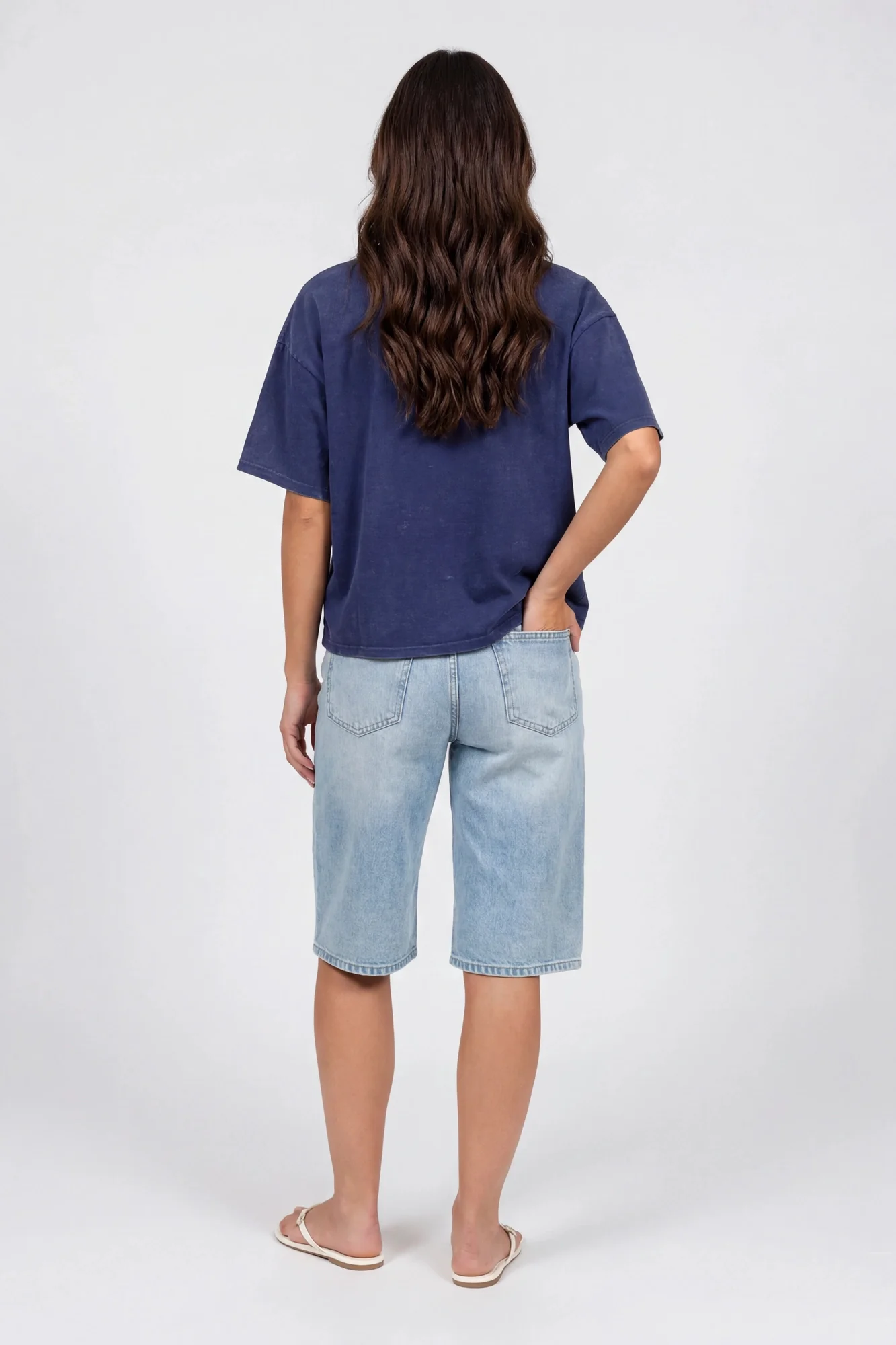 8389-washed-graphic-boyfriend-t-shirt-21.webp Washed Graphic Boyfriend T-Shirt