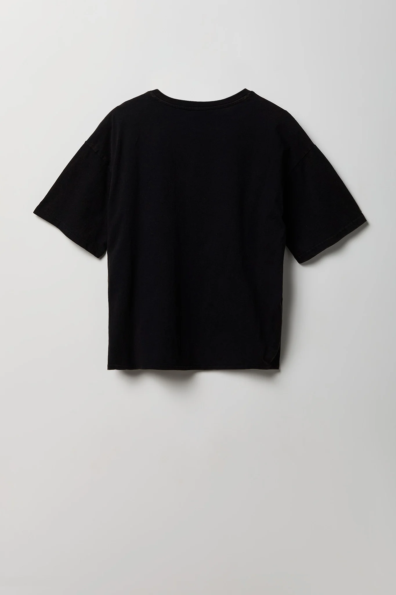 8389-washed-graphic-boyfriend-t-shirt-5.webp Washed Graphic Boyfriend T-Shirt