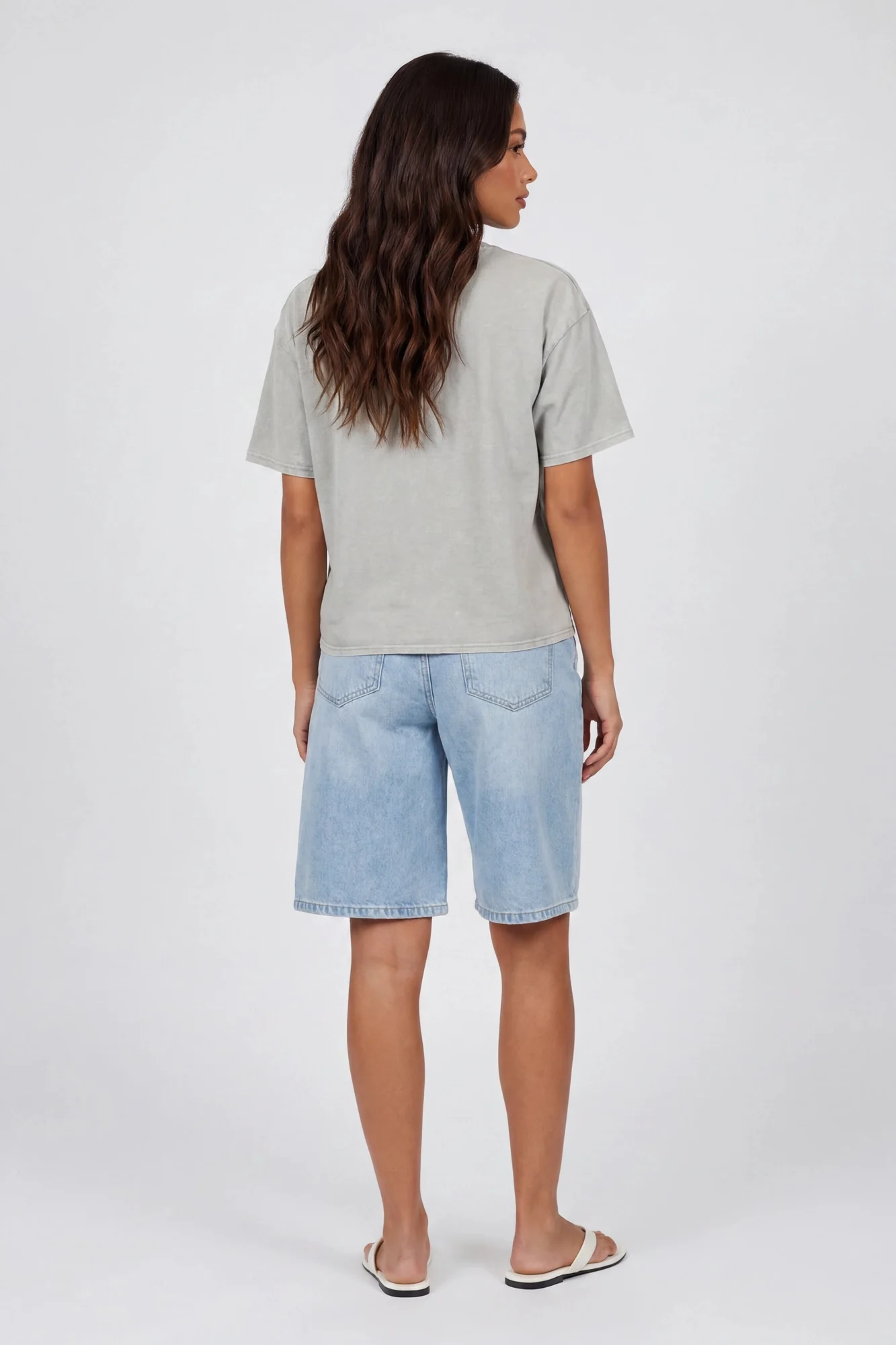 8389-washed-graphic-boyfriend-t-shirt-8.webp Washed Graphic Boyfriend T-Shirt