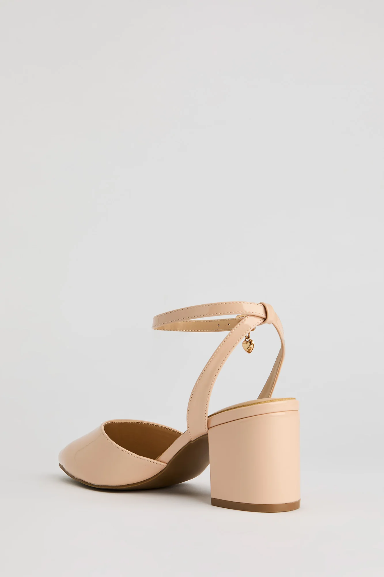 8766-pointed-toe-ankle-band-block-heeled-sandal-4.webp Pointed Toe Ankle Band Block Heeled Sandal