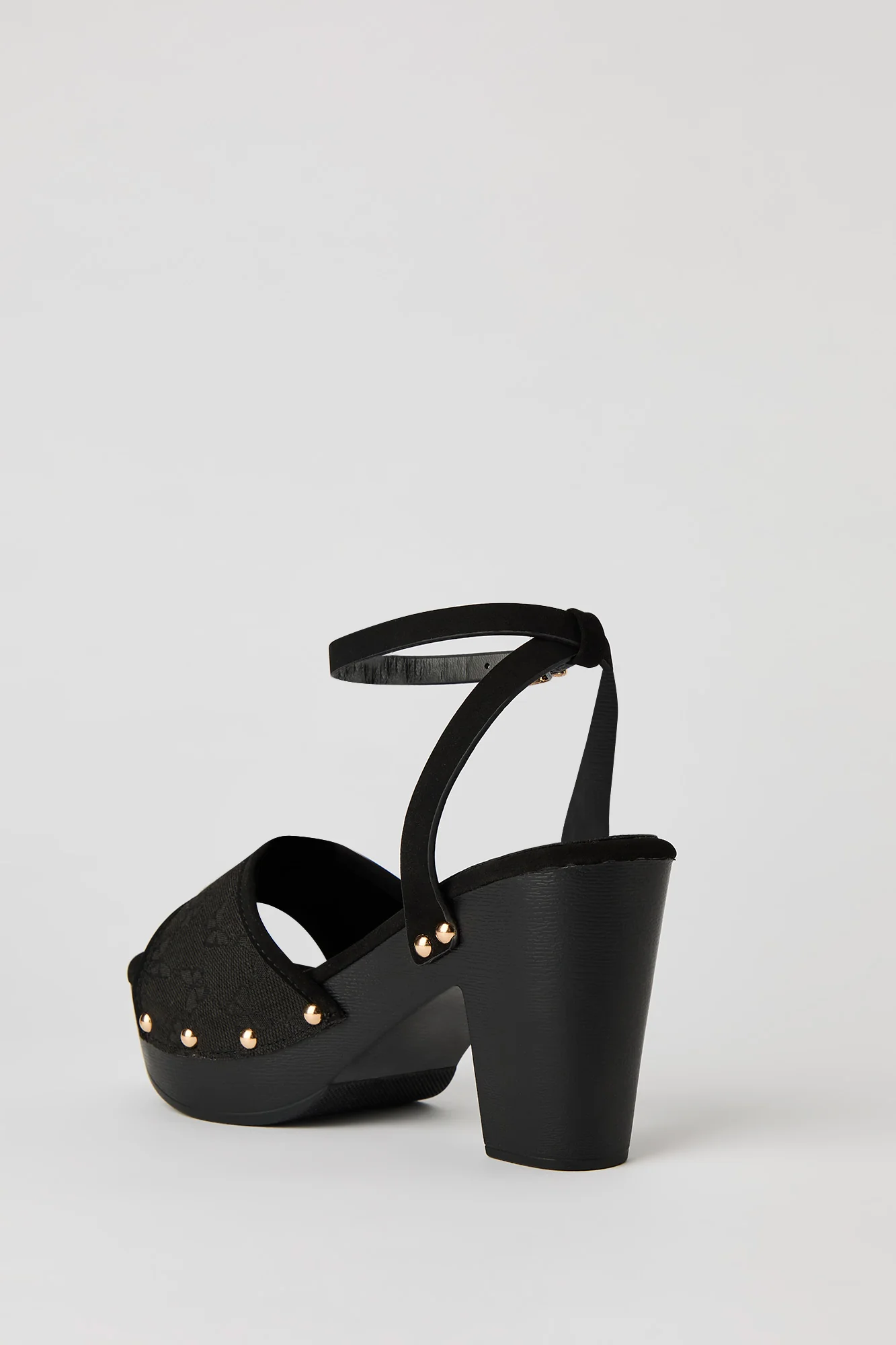 Chunky Platform Sandal