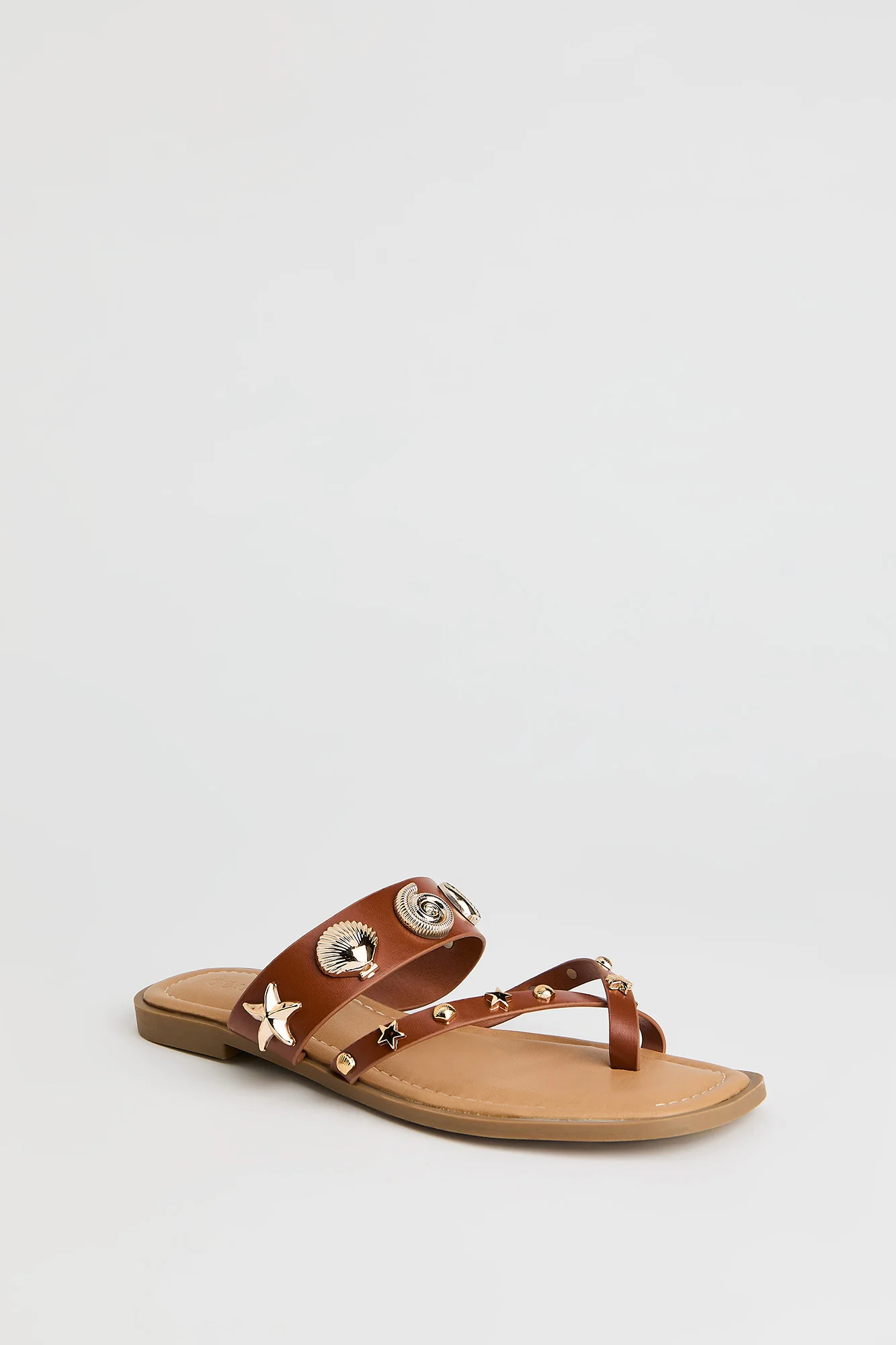 Shell Charm Toe Loop Sandal