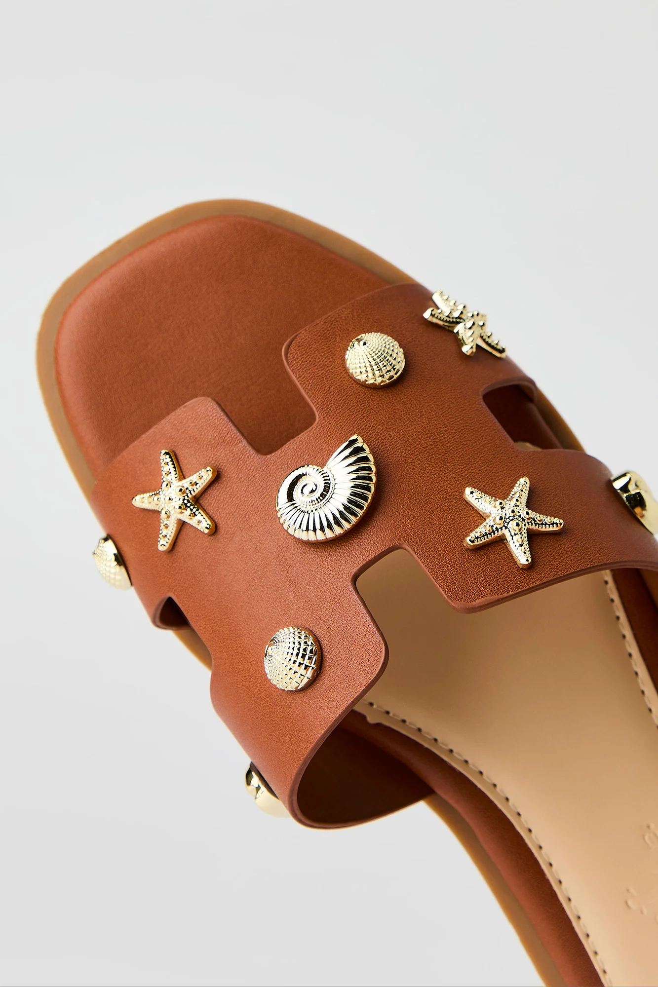 9445-seashell-h-band-sandal-4.webp Seashell H Band Sandal