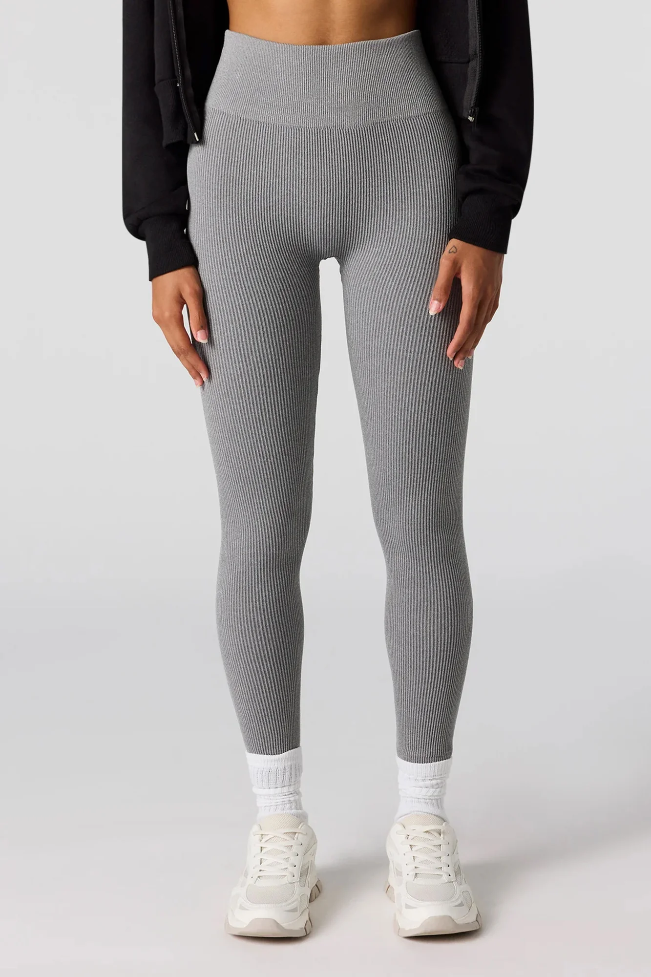 984-high-rise-seamless-ribbed-legging-2.webp High Rise Seamless Ribbed Legging